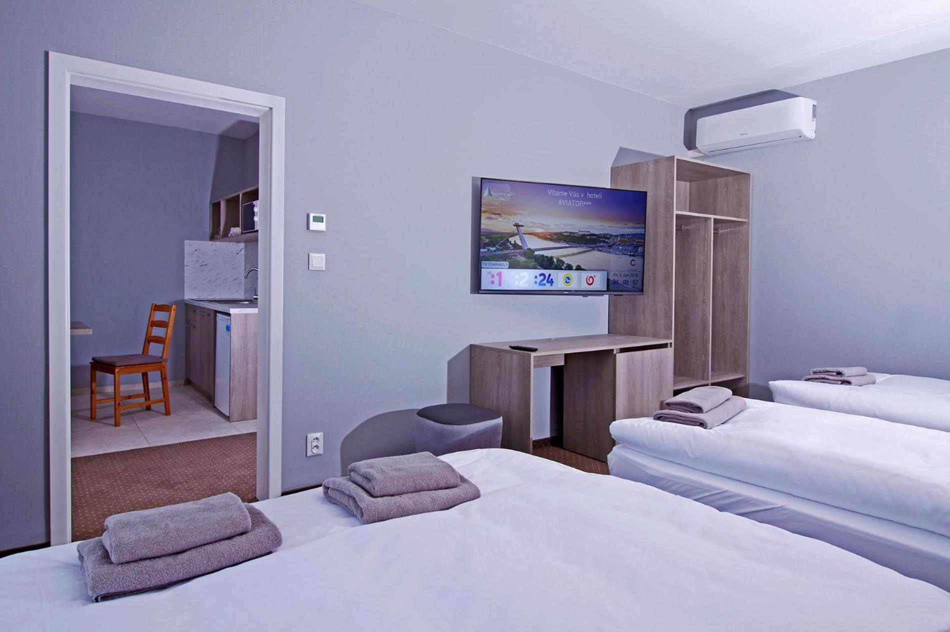 Ikaros Family Room with Kitchen - Photo 1
