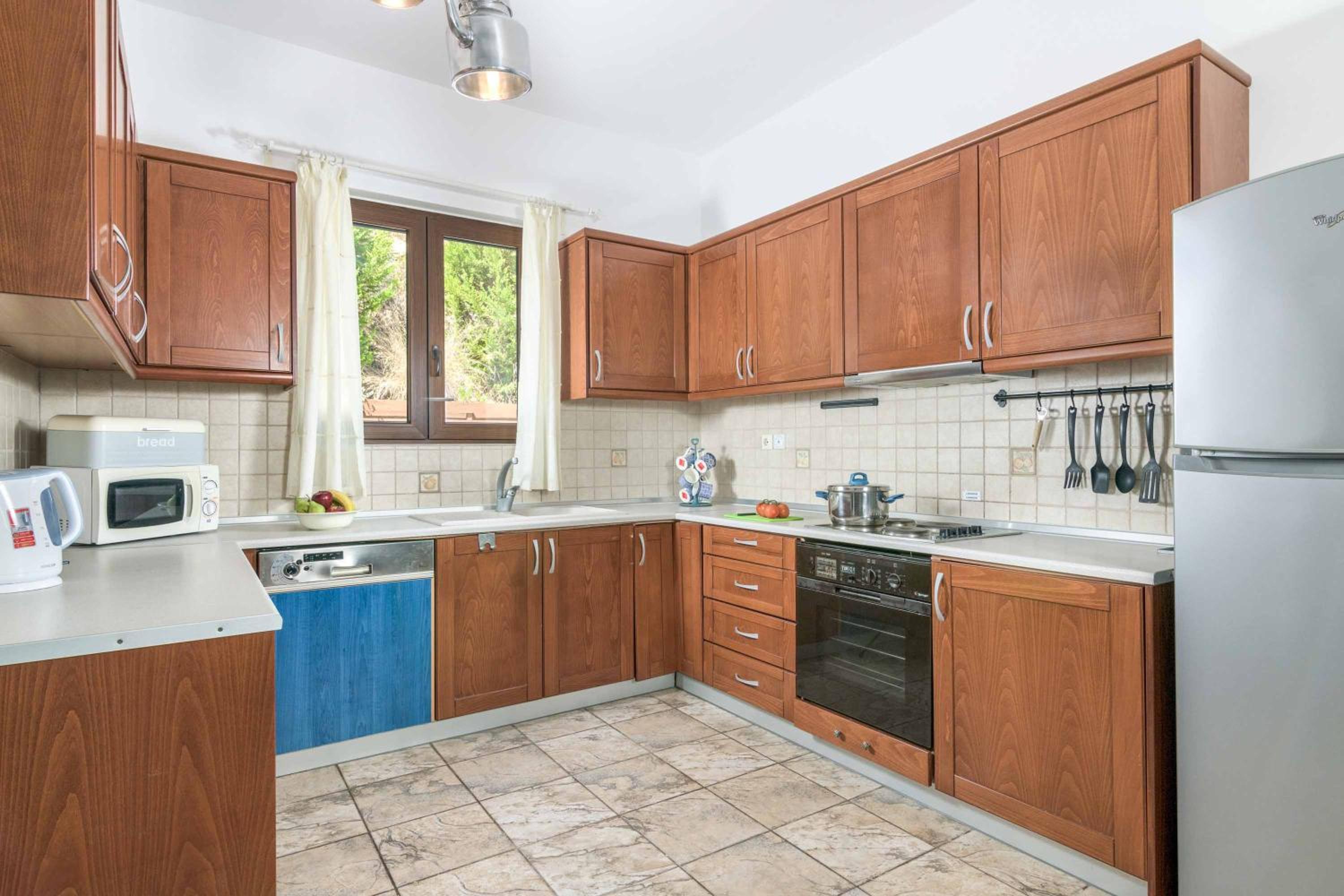 Villa photo 3