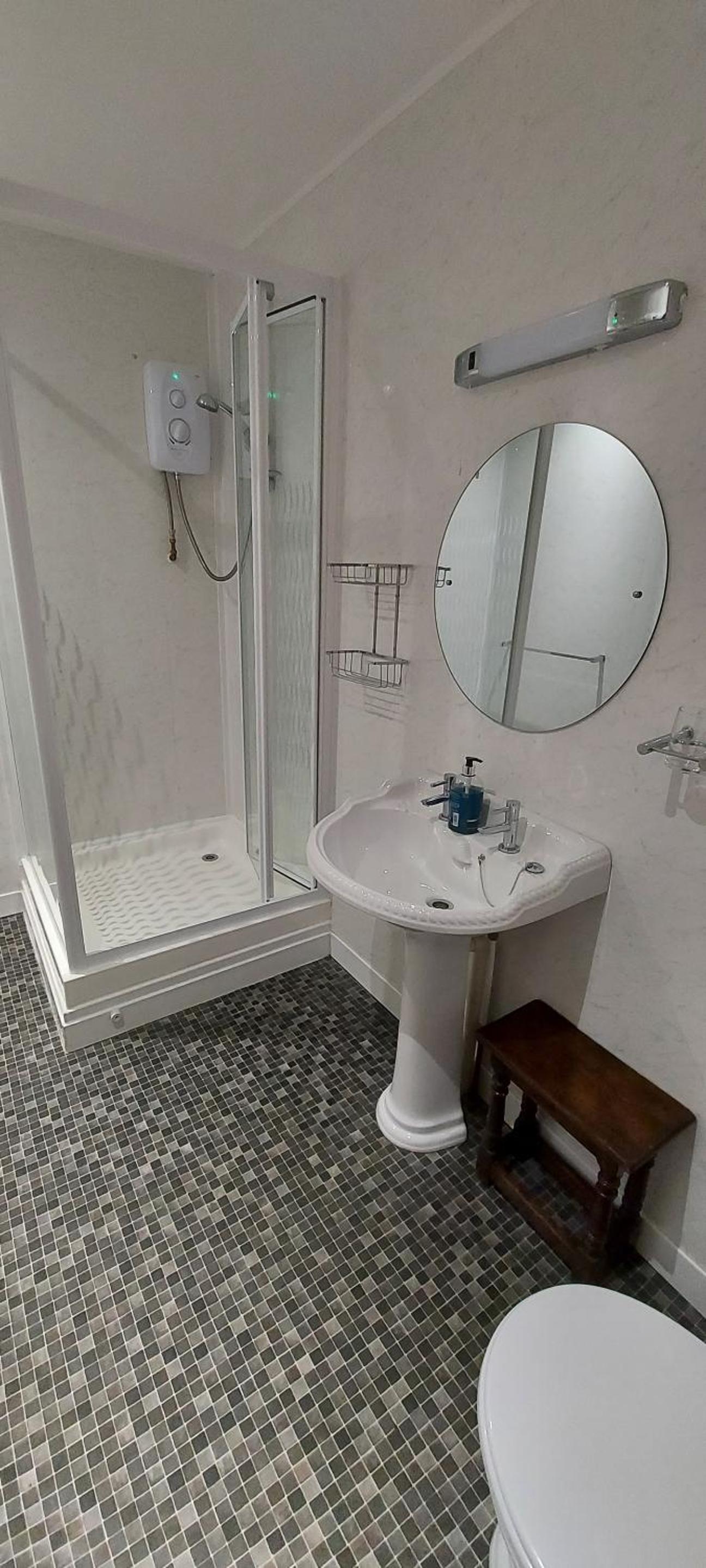 Deluxe Triple Room - Photo 2