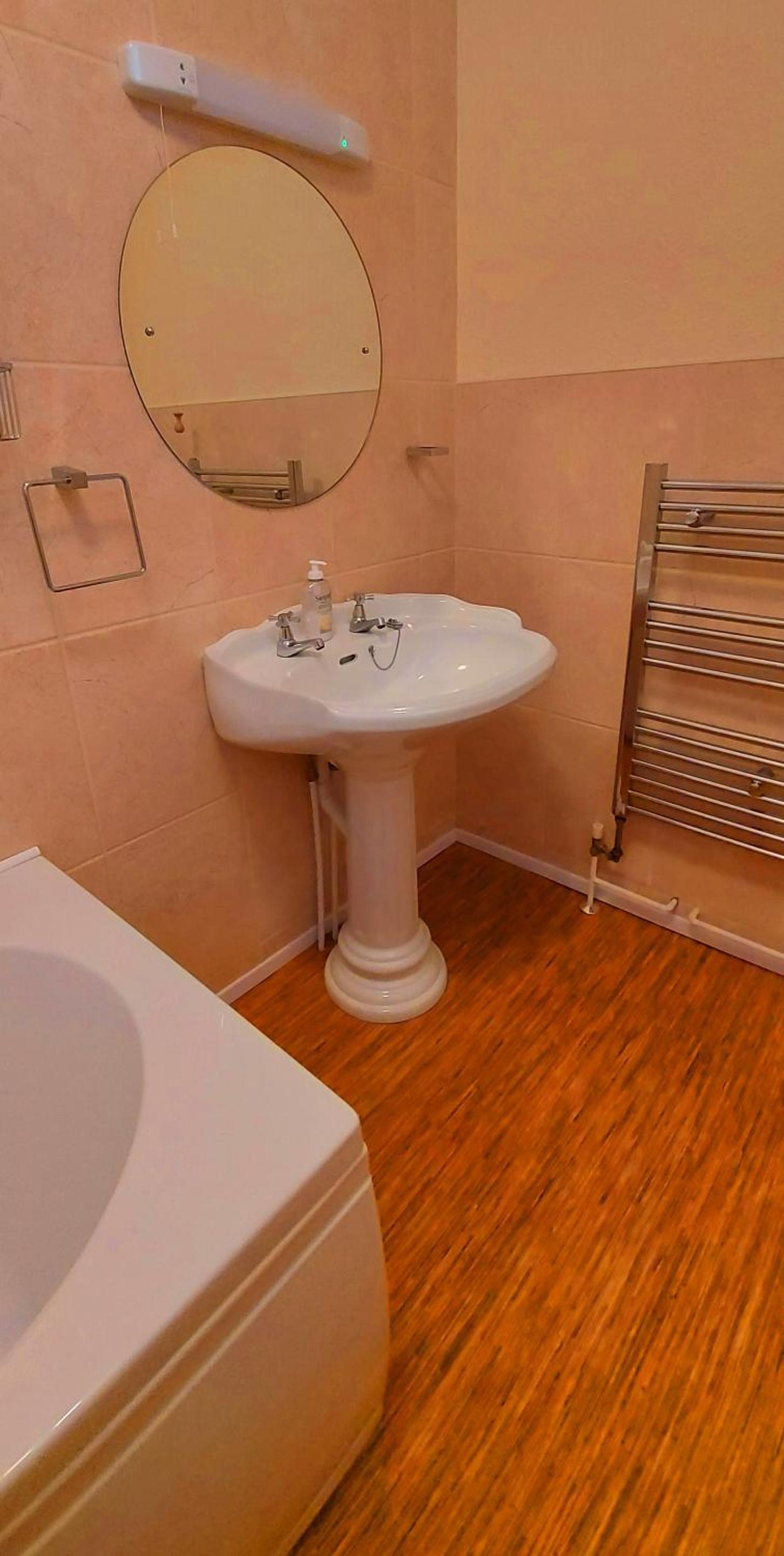 Standard Twin Room with Garden View - Photo 11