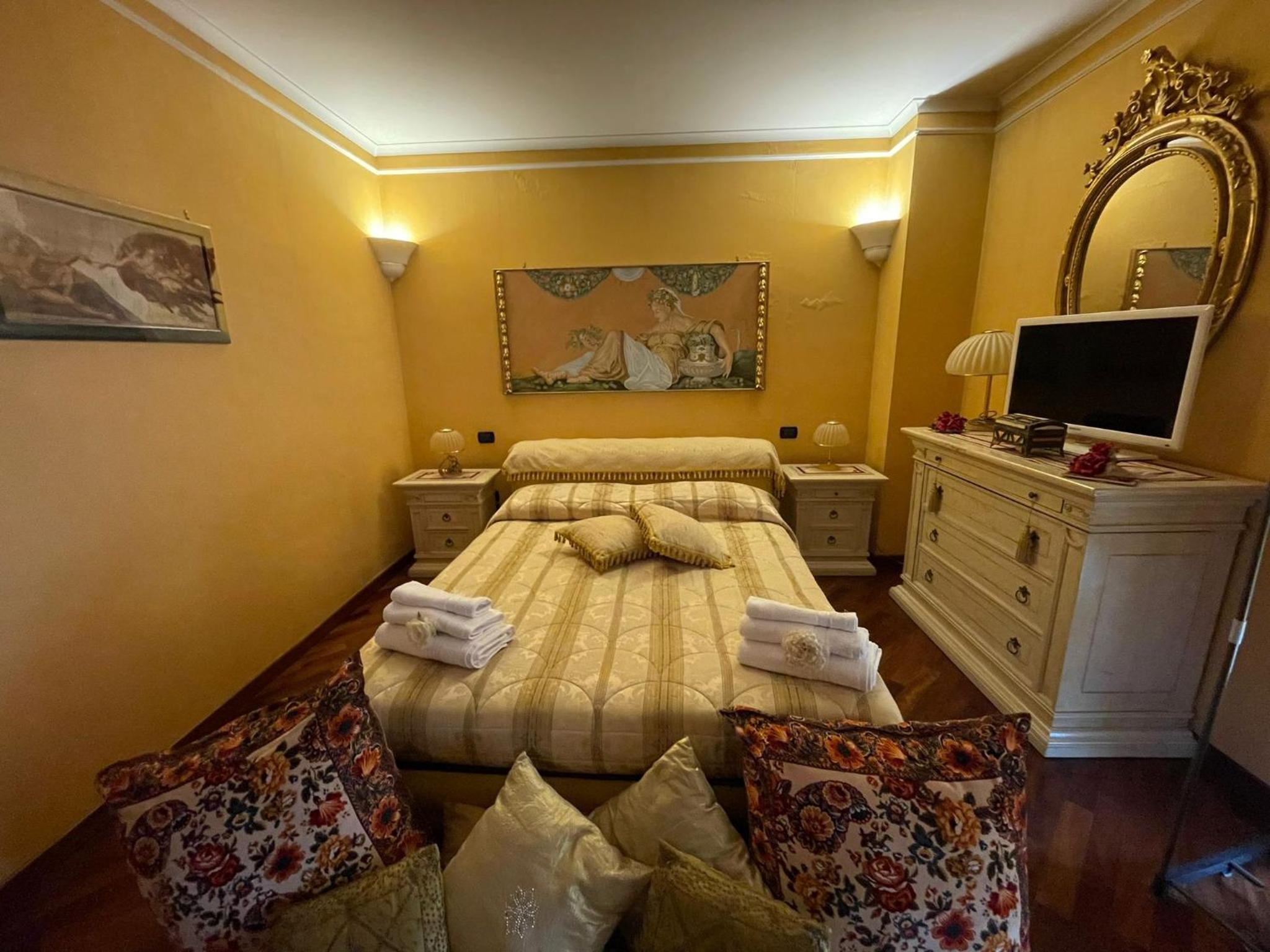 Double Room with Private Bathroom photo 1