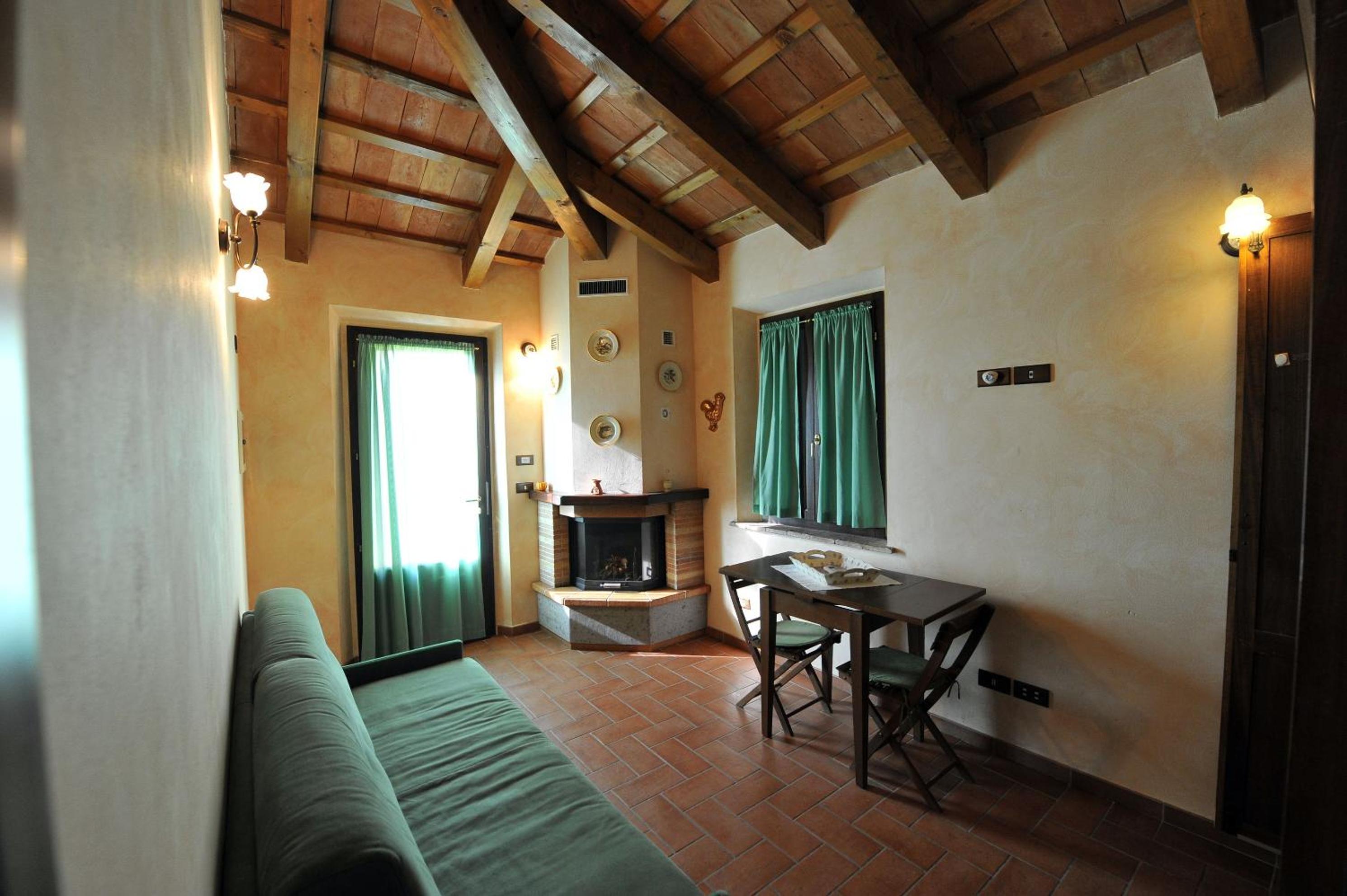 Deluxe Family Room - Photo 1