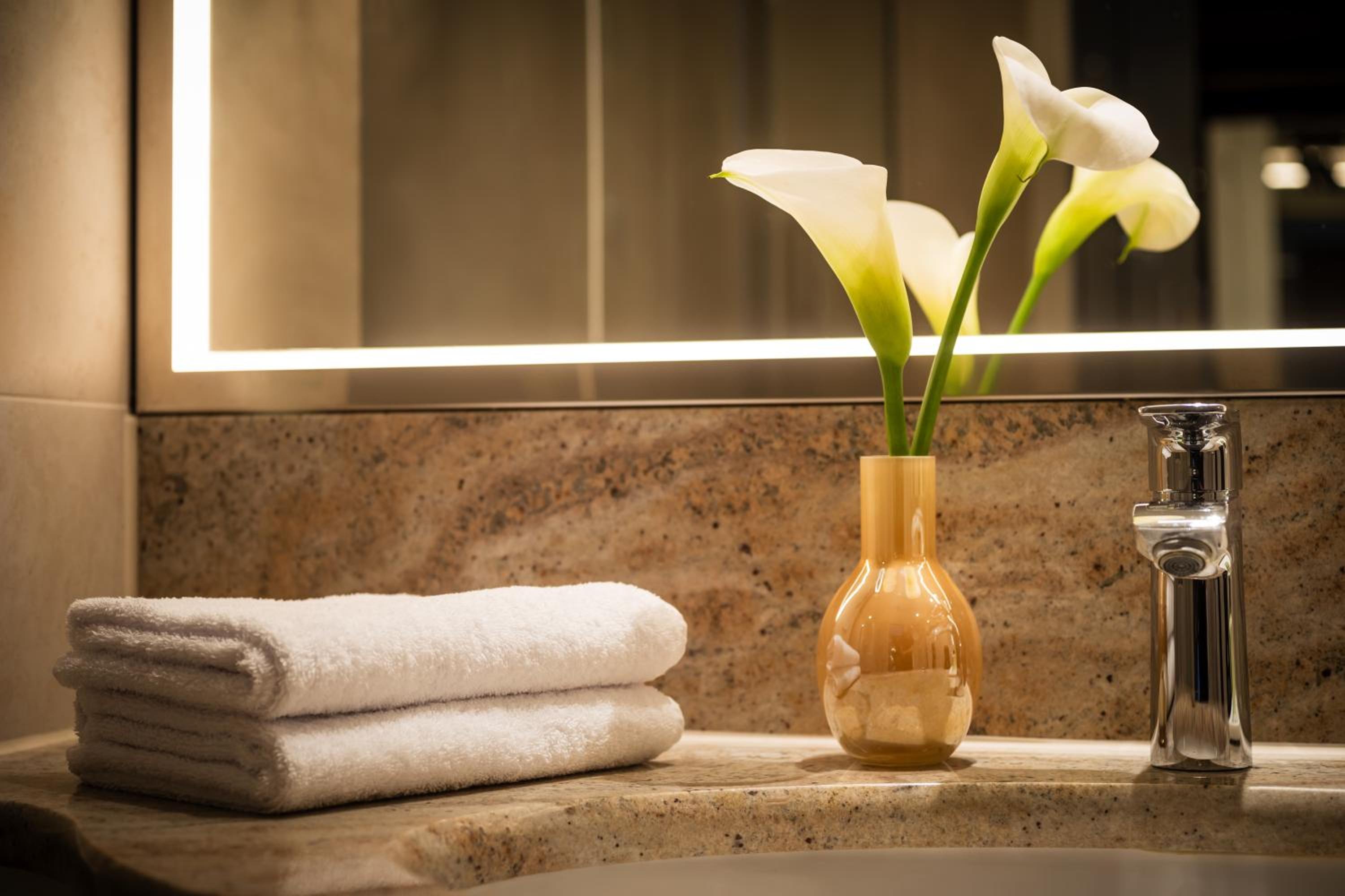 Double Room with Garden/Courtyard View