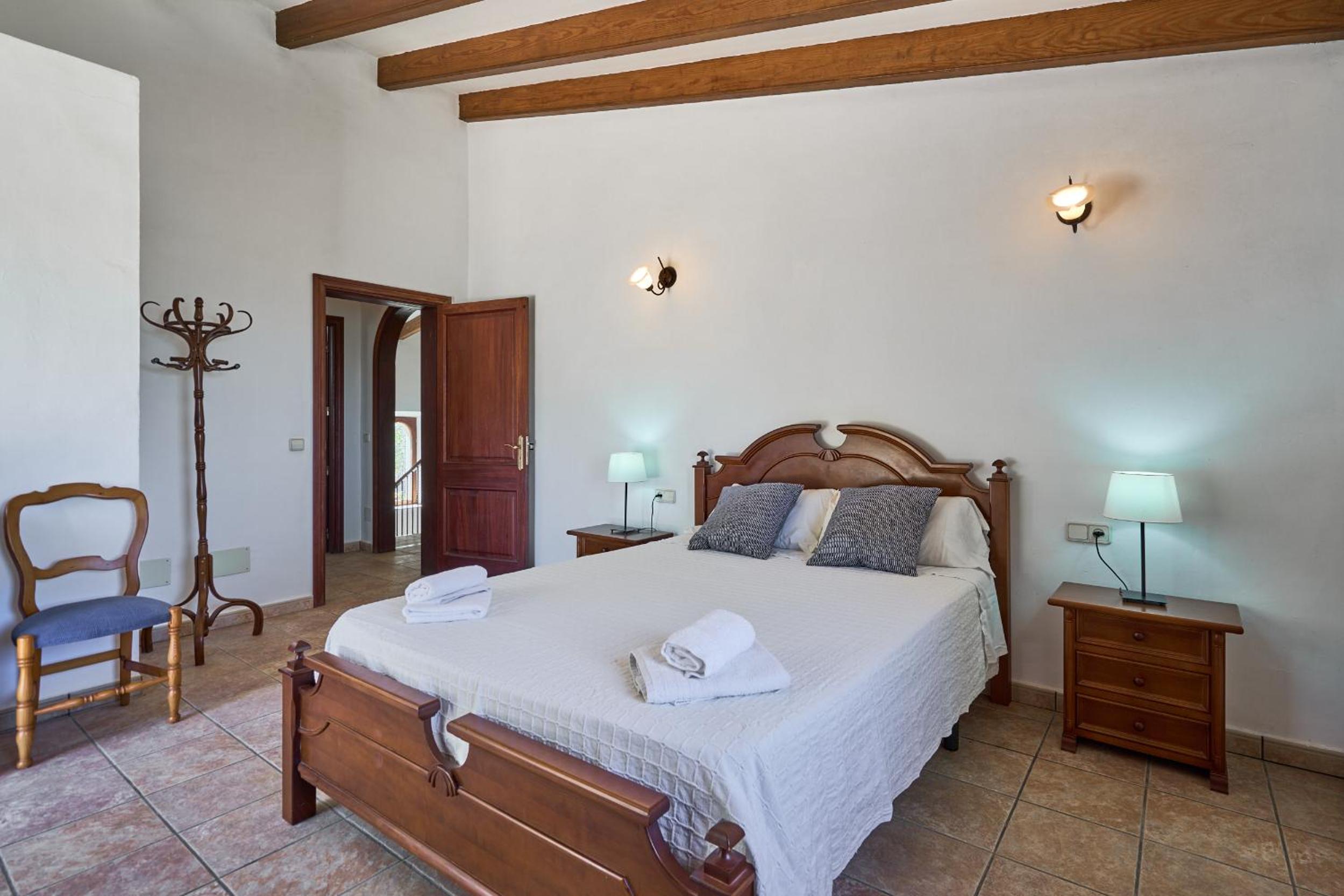 Casa de cuatro habitaciones