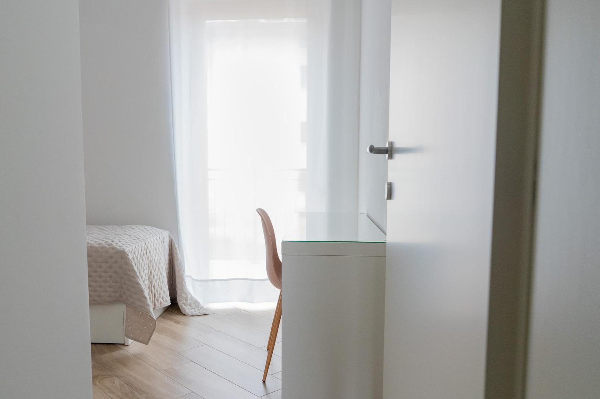 Apartment with View and Balcony photo 3