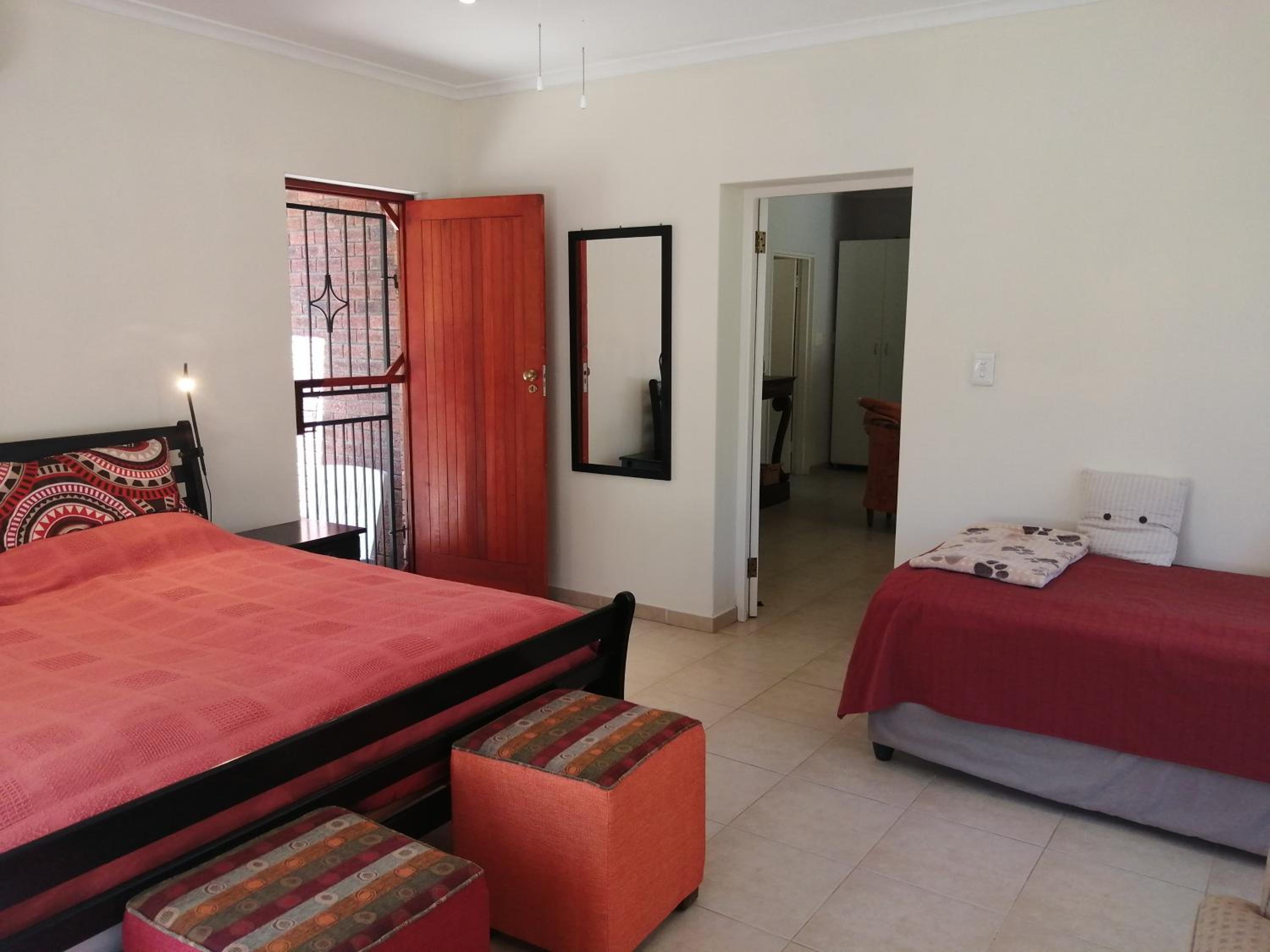 Triple Room with Terrace photo 3