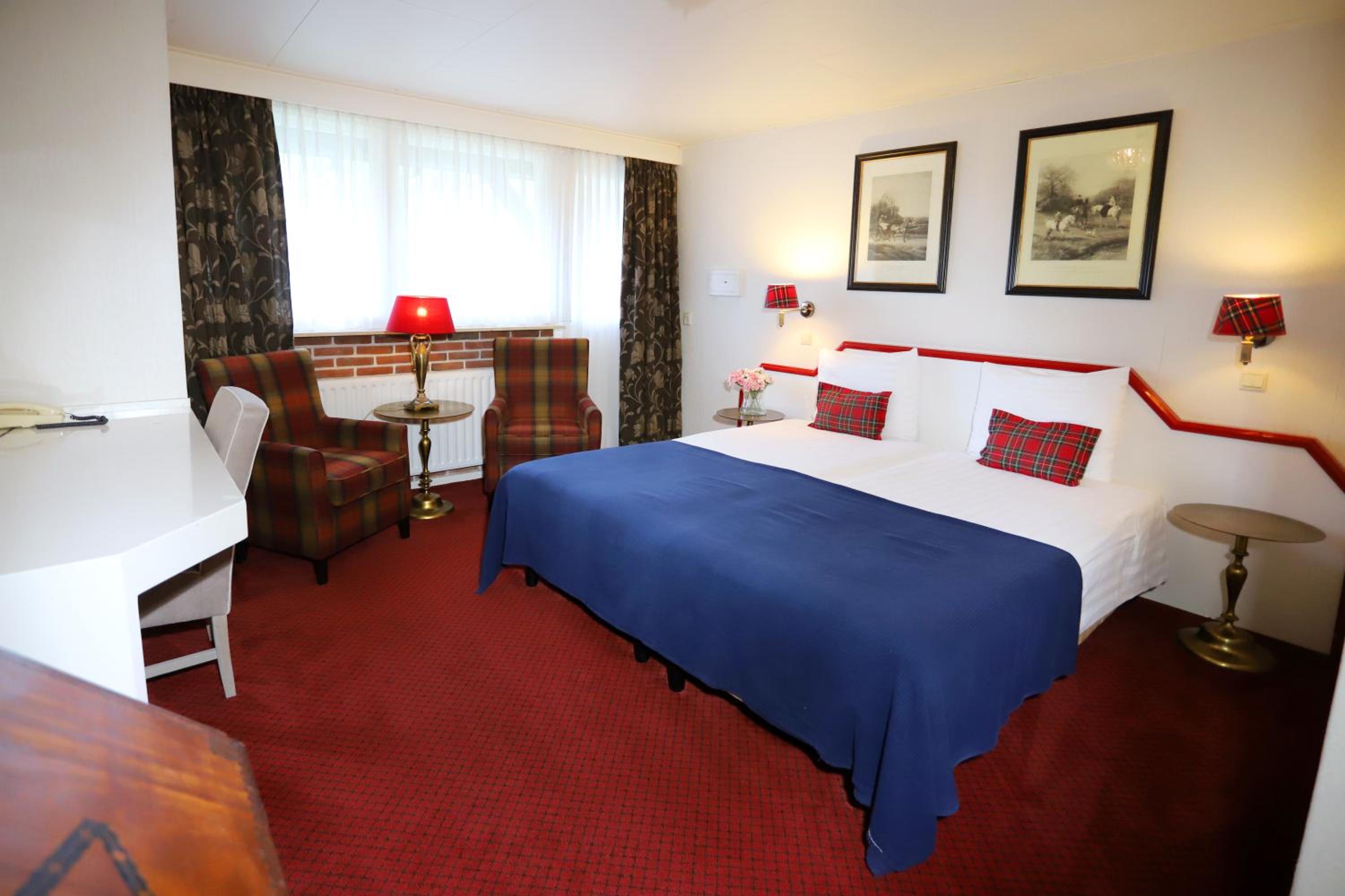 Double or Twin Room with Balcony