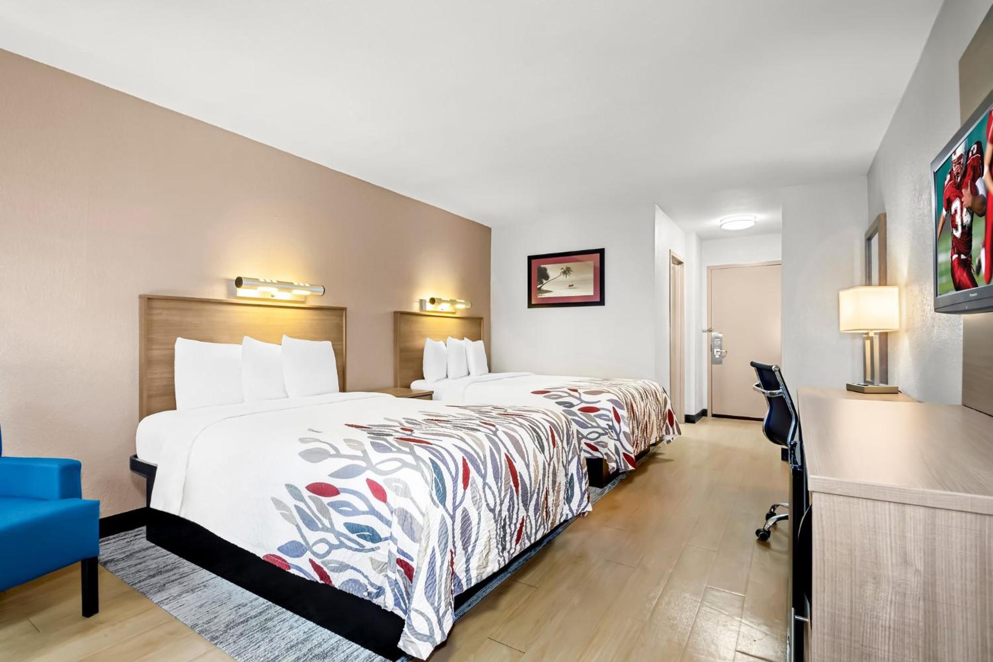 Standard Room with Two Double Beds Non-Smoking - Photo 1