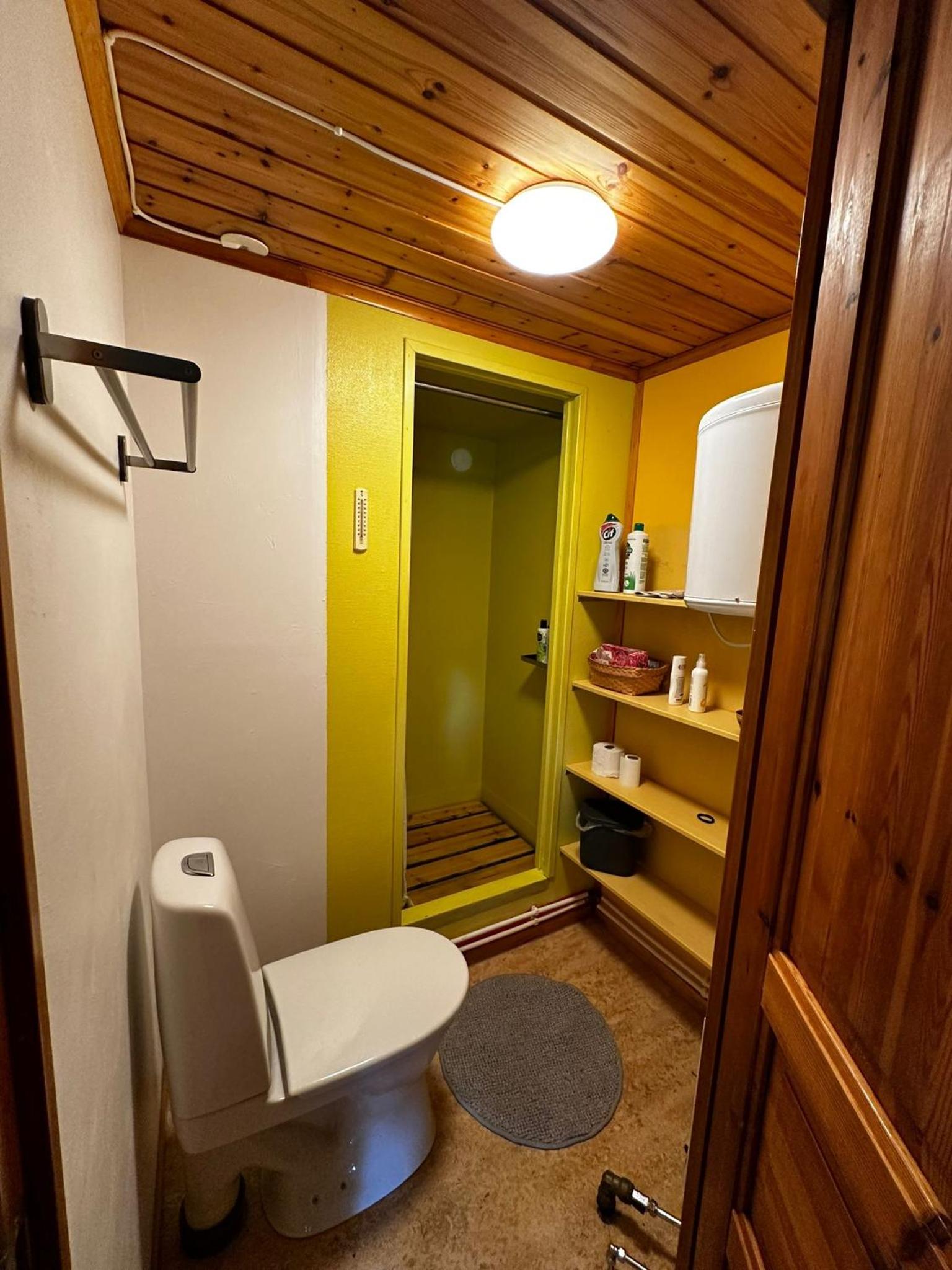 Two-Bedroom House photo 3