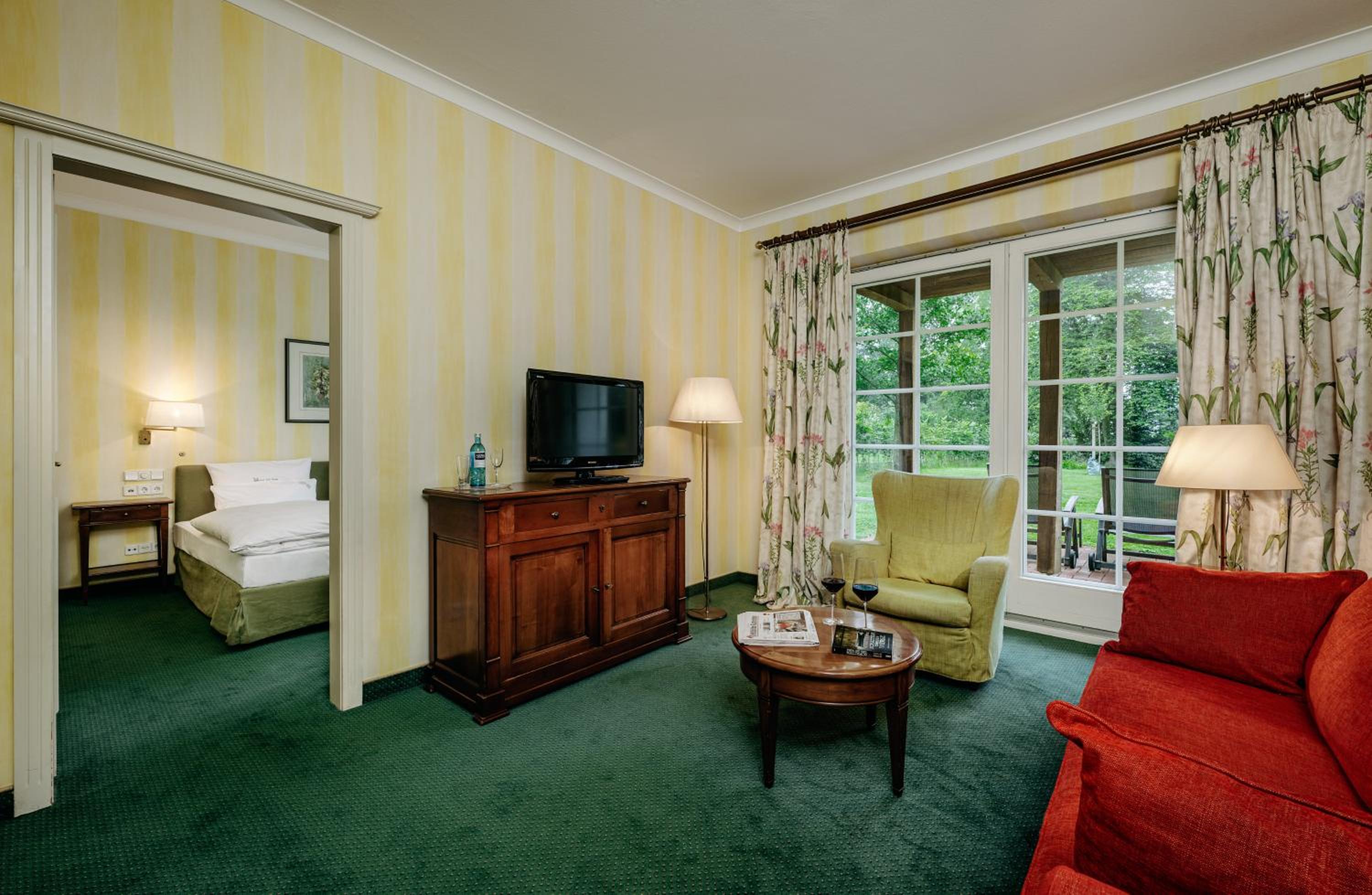 Standard Double Suite photo 3
