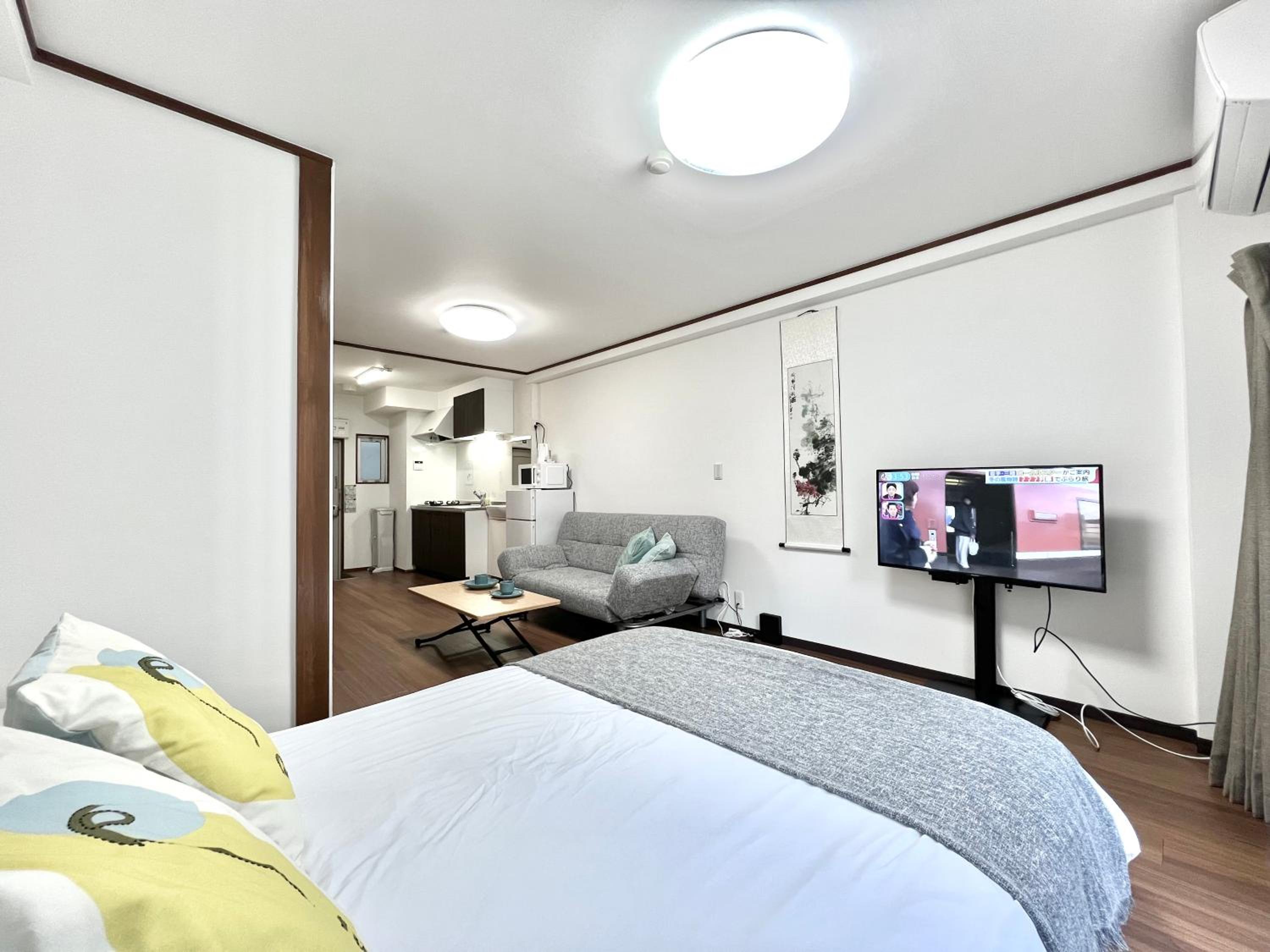 One-Bedroom Apartment photo 3