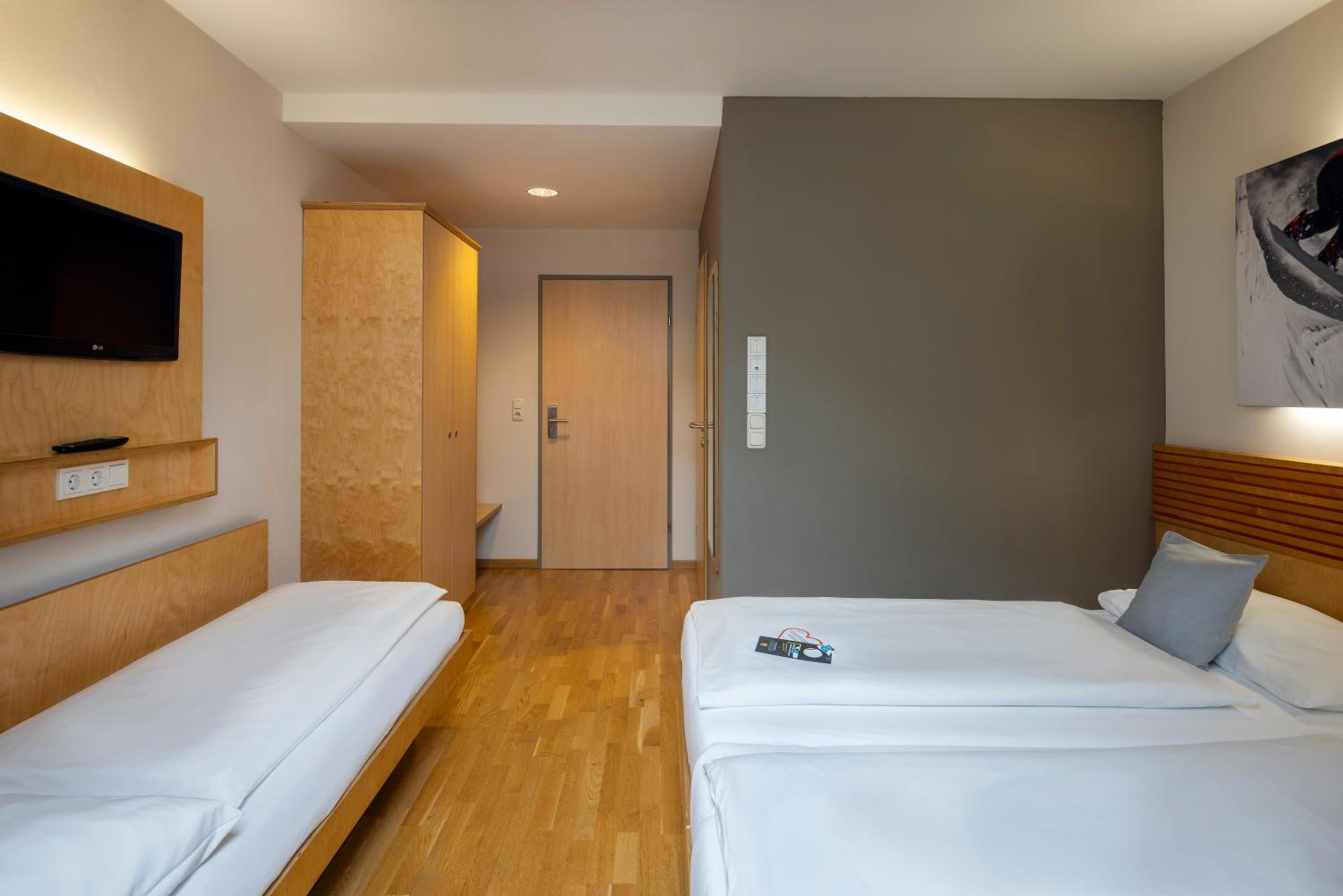 Triple Room - Photo 2