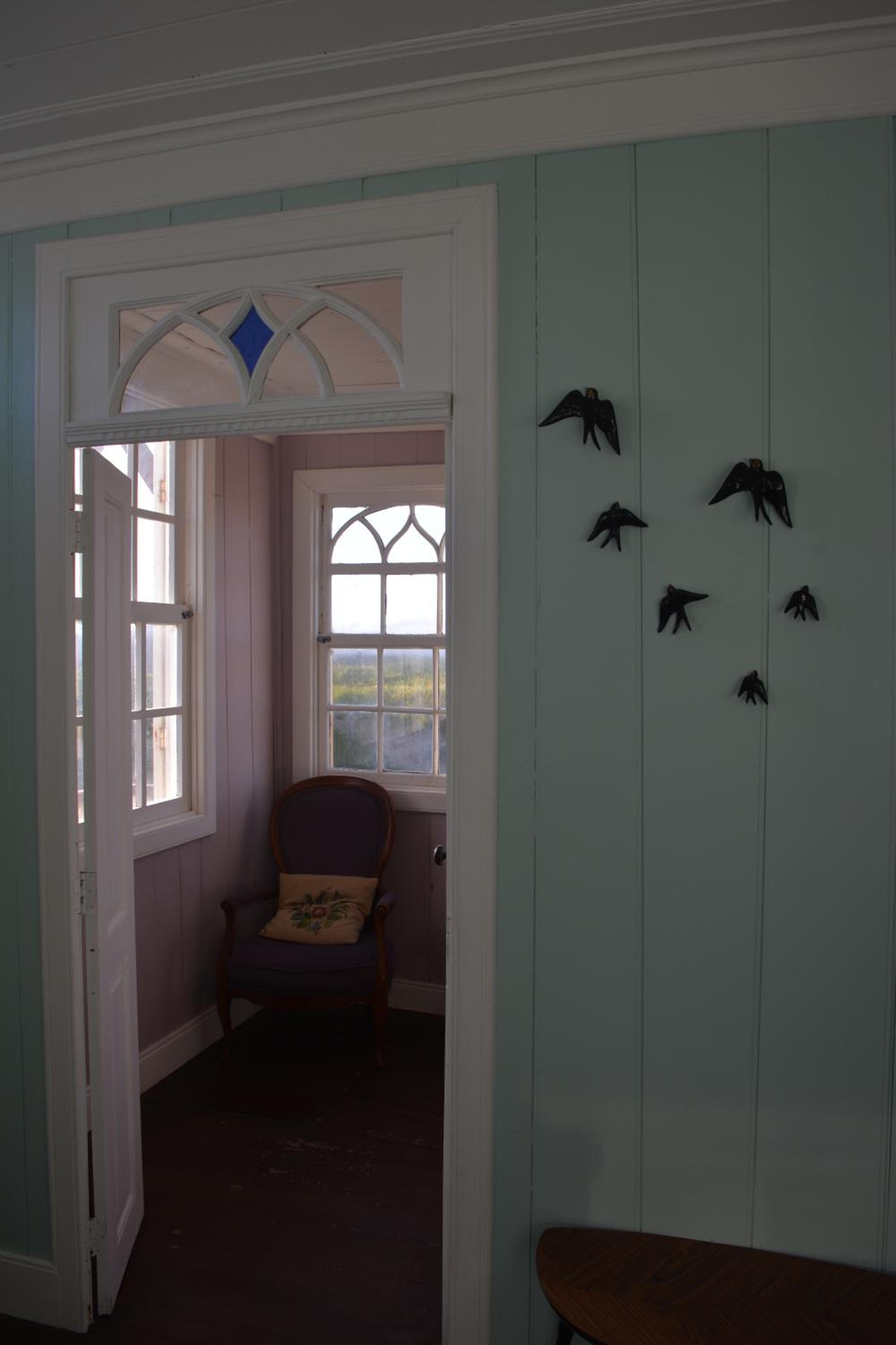 Three-Bedroom House photo 3