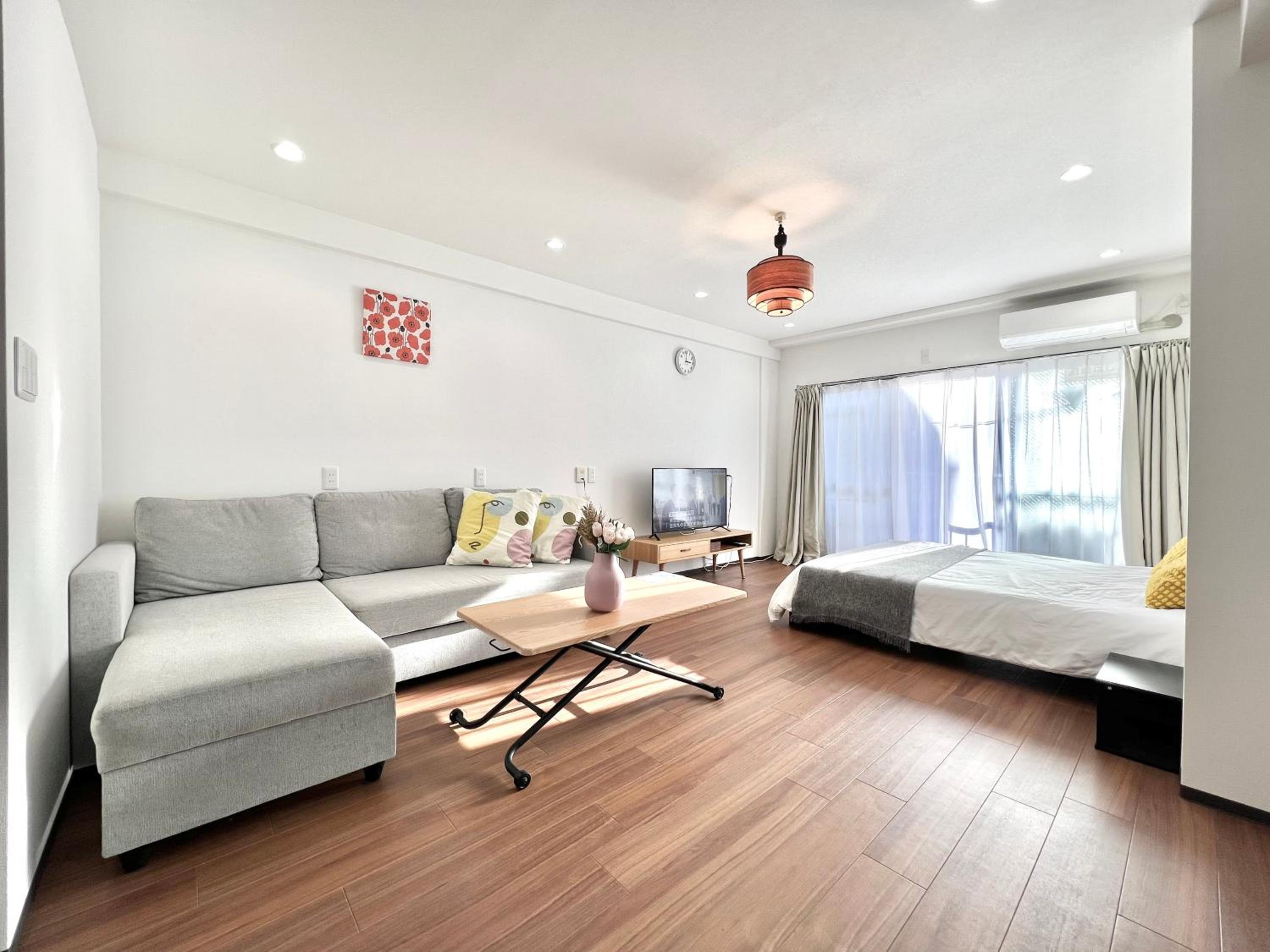 One-Bedroom Apartment