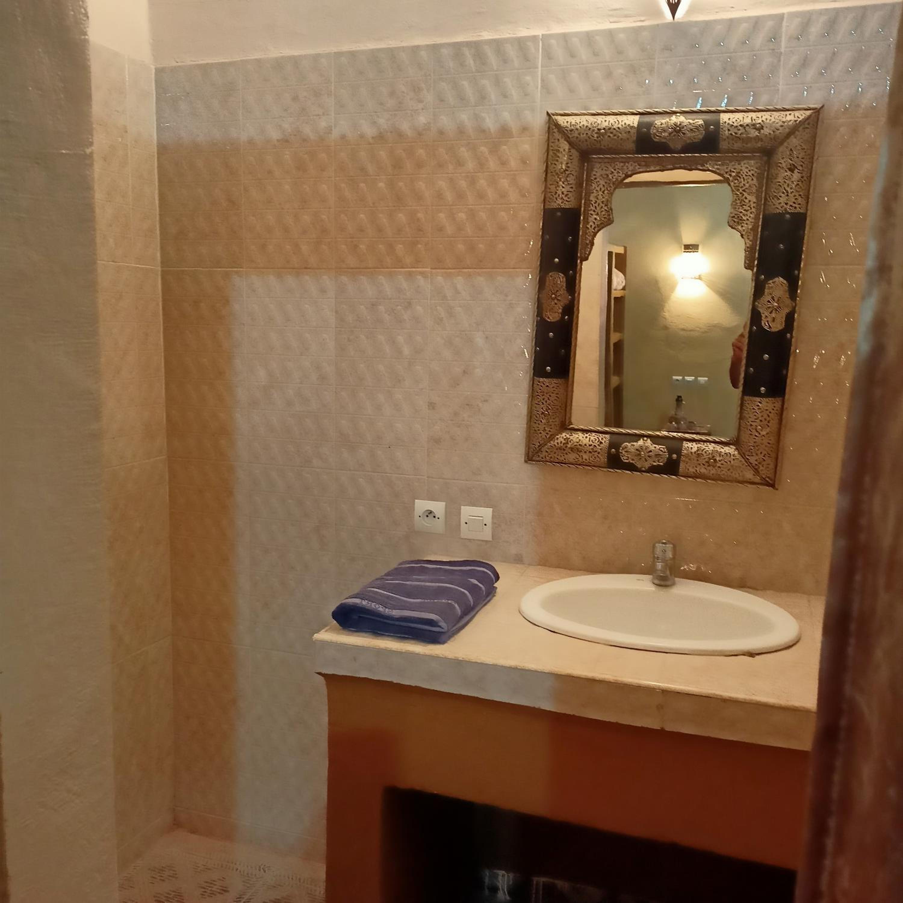Quadruple Room with Mountain View - Photo 4