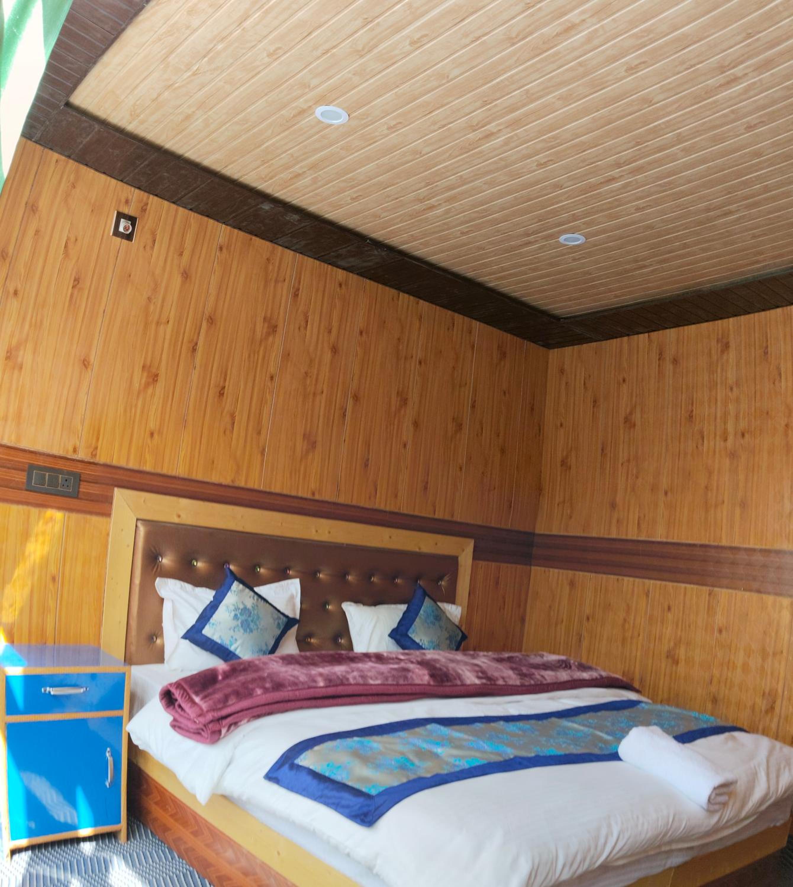 Double Room With Lake View