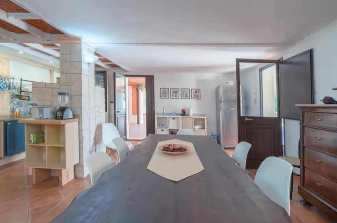 Three-Bedroom House photo 3