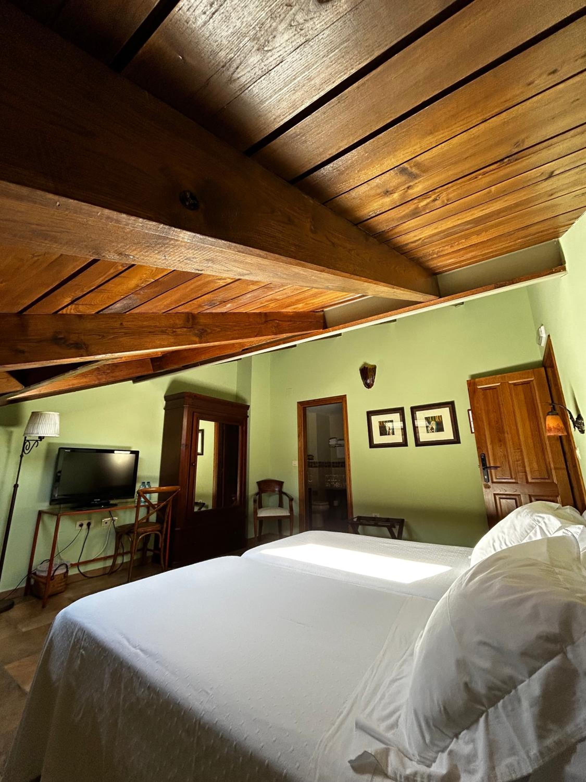 Double Room photo 3