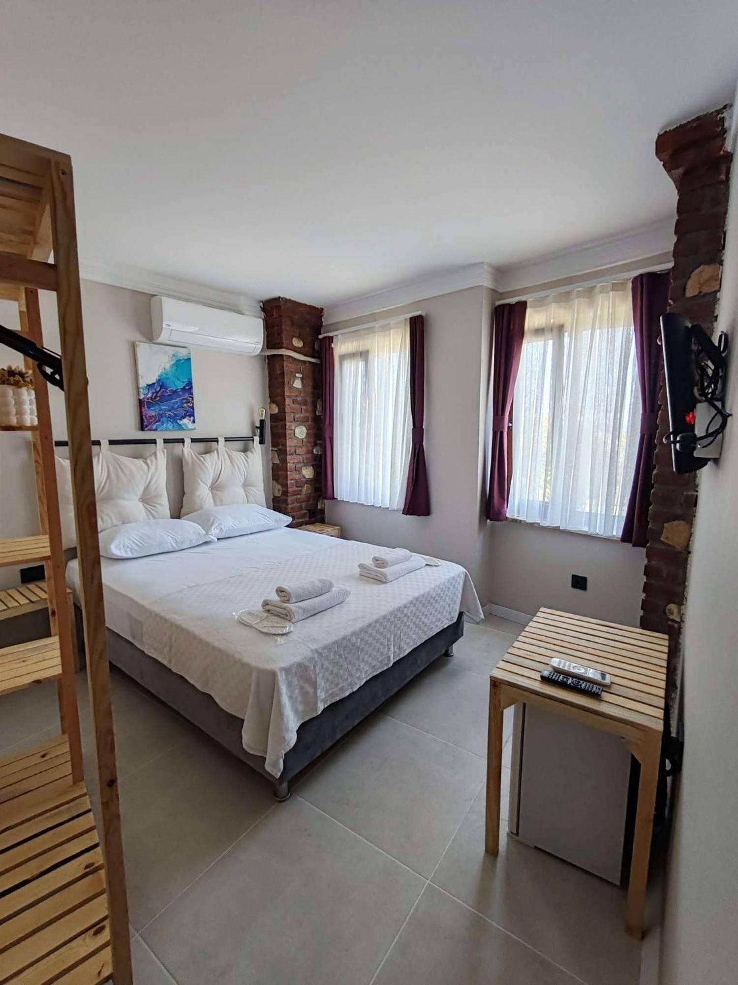 Double Room - Photo 34