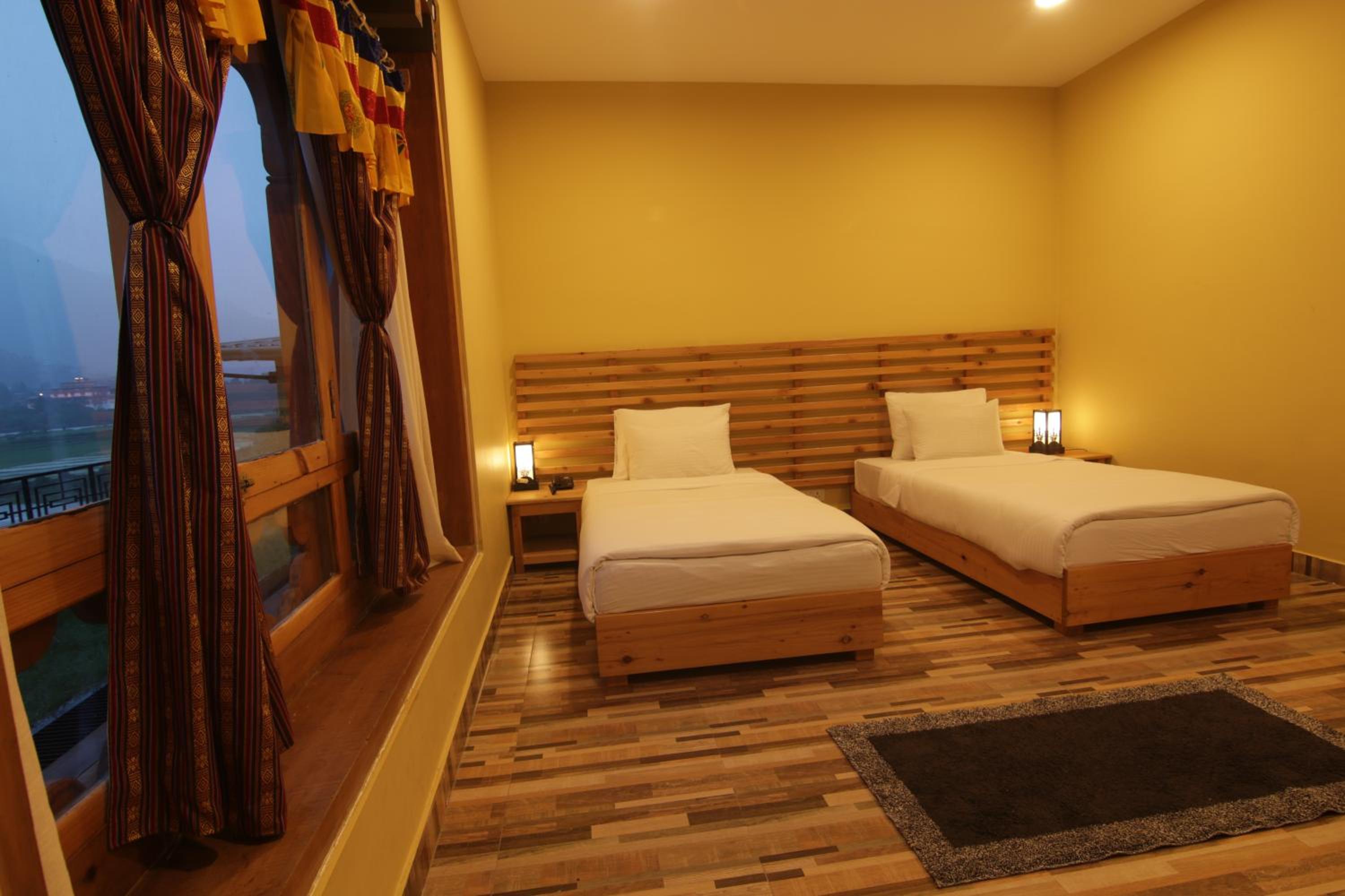 Deluxe Twin Room with Sea View photo 2