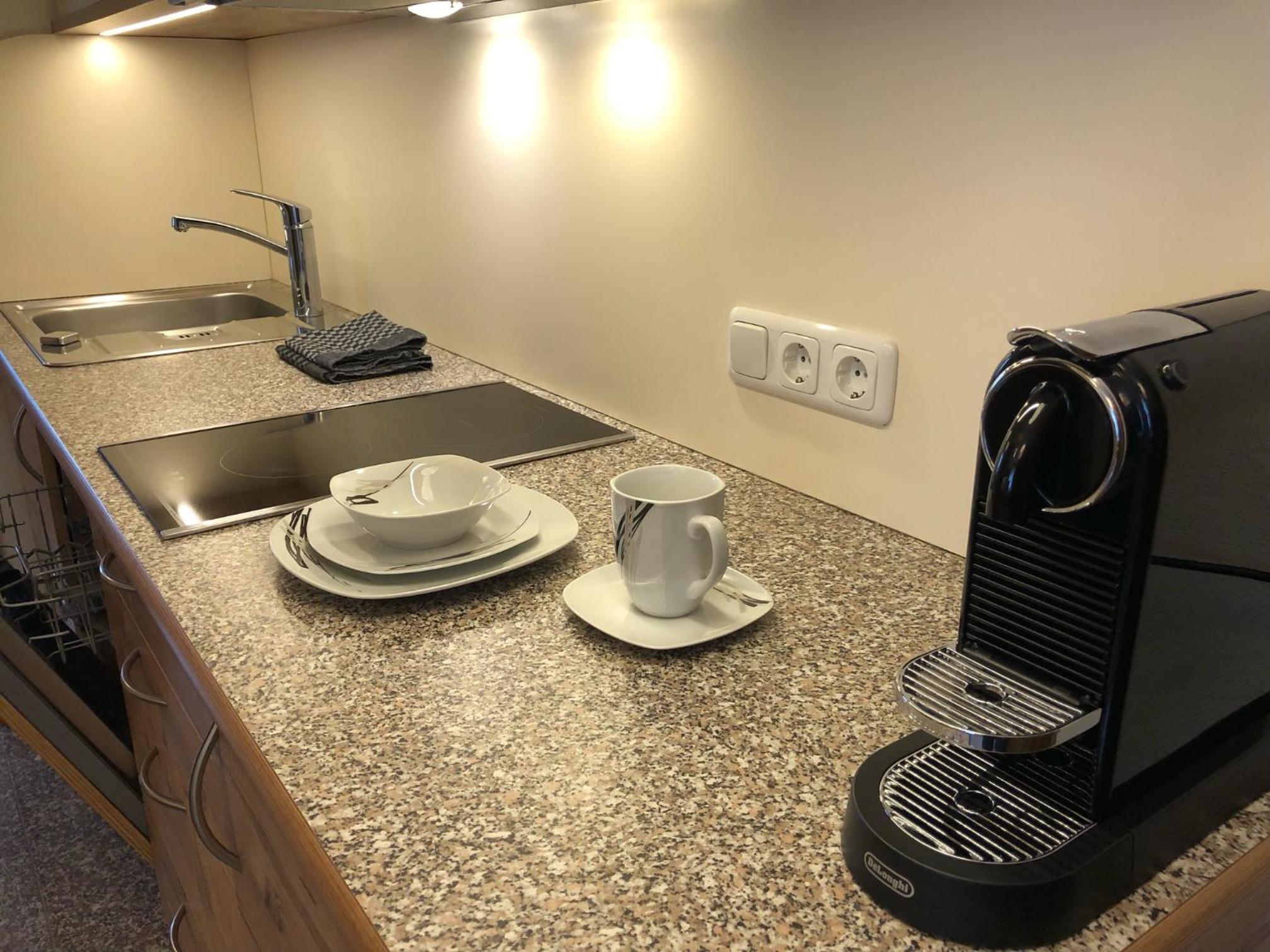 Two-Bedroom Apartment with Mountain View photo 2