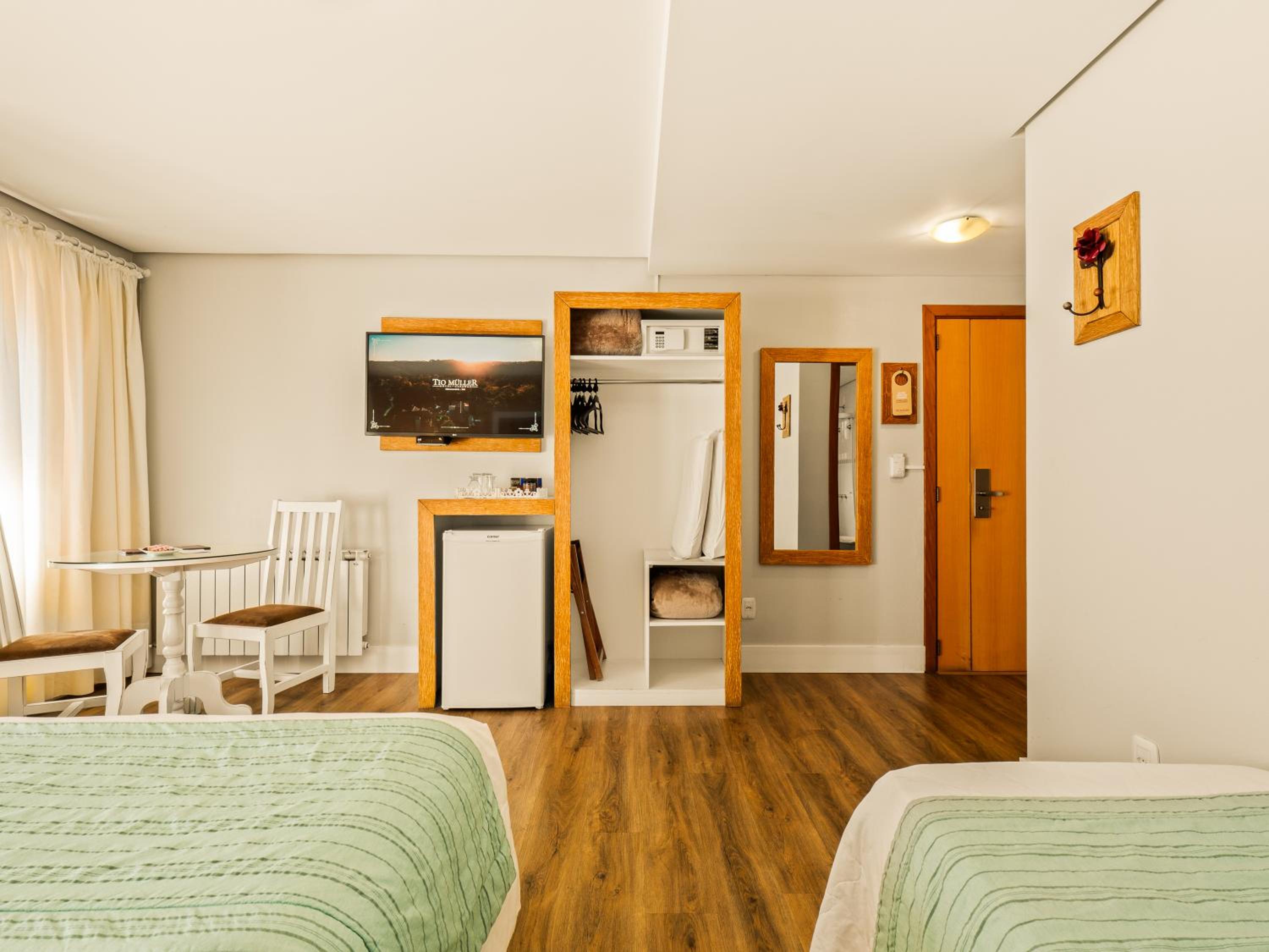 Grand Master Apartment thumbnail 5