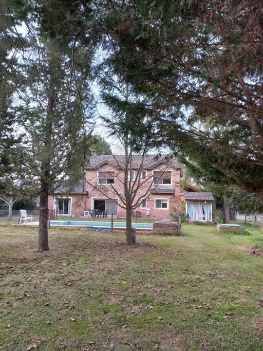 Four-Bedroom House photo 2