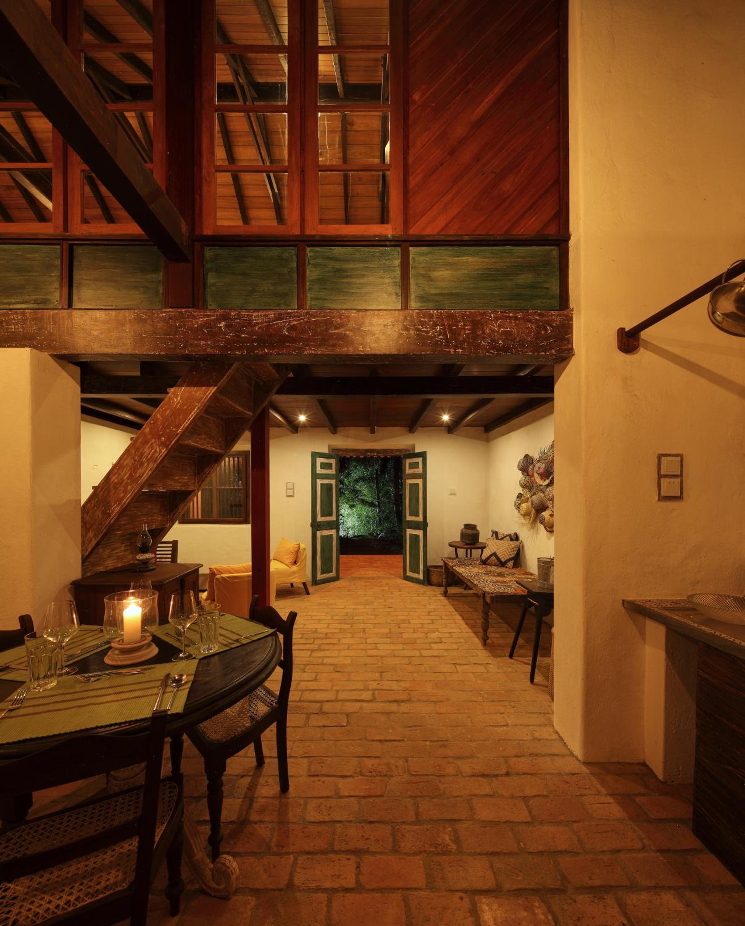Villa with Private Pool - Photo 3