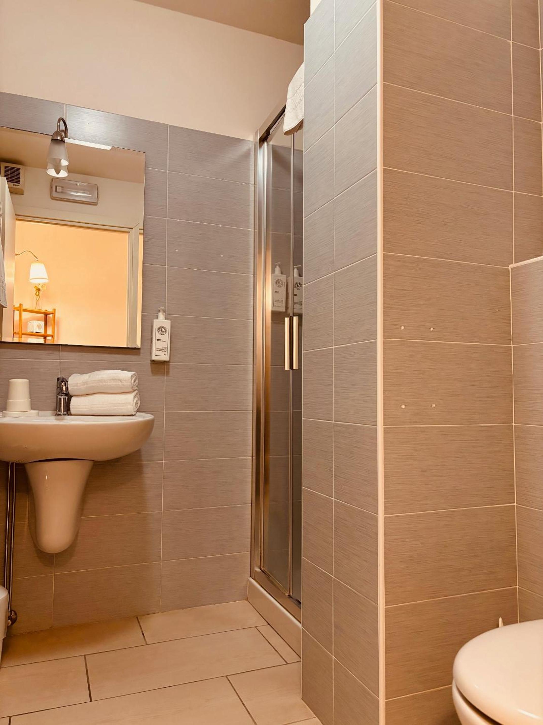 Triple Room - Ground Floor photo 3