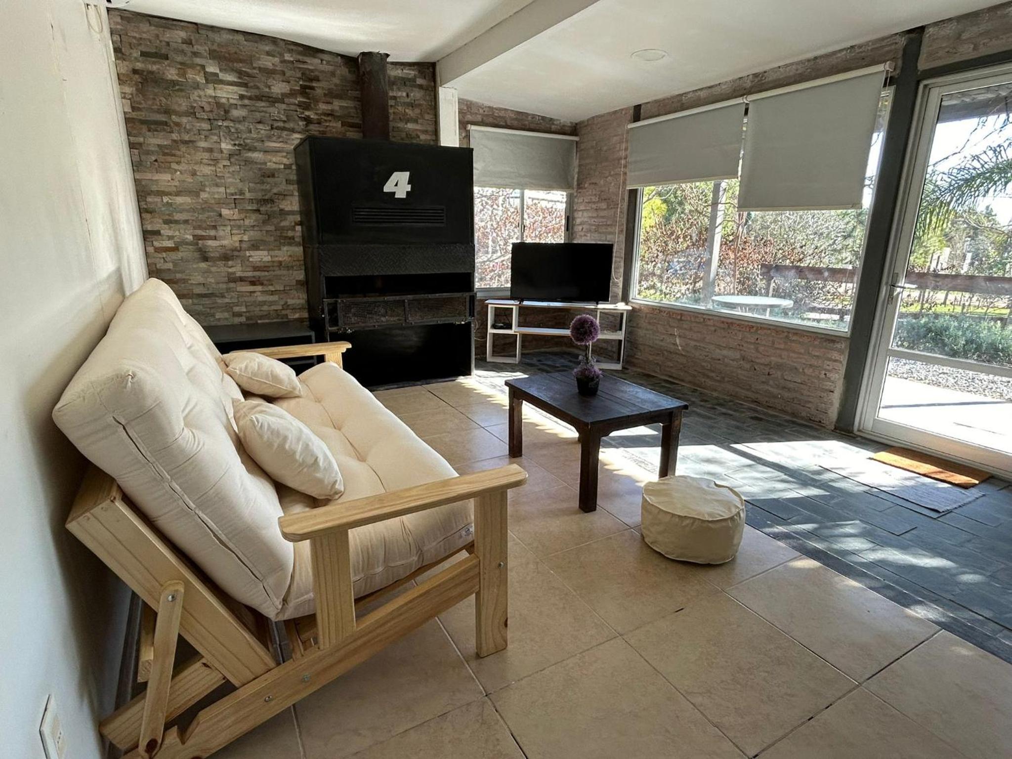 One-Bedroom Apartment (4 People) photo 1
