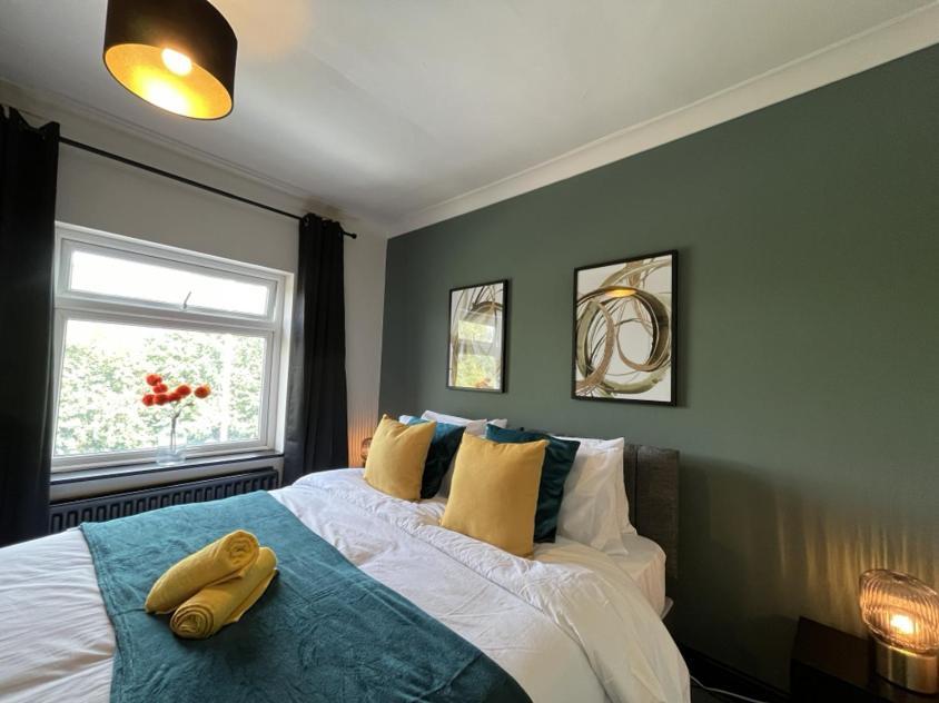 Two-Bedroom House photo 2