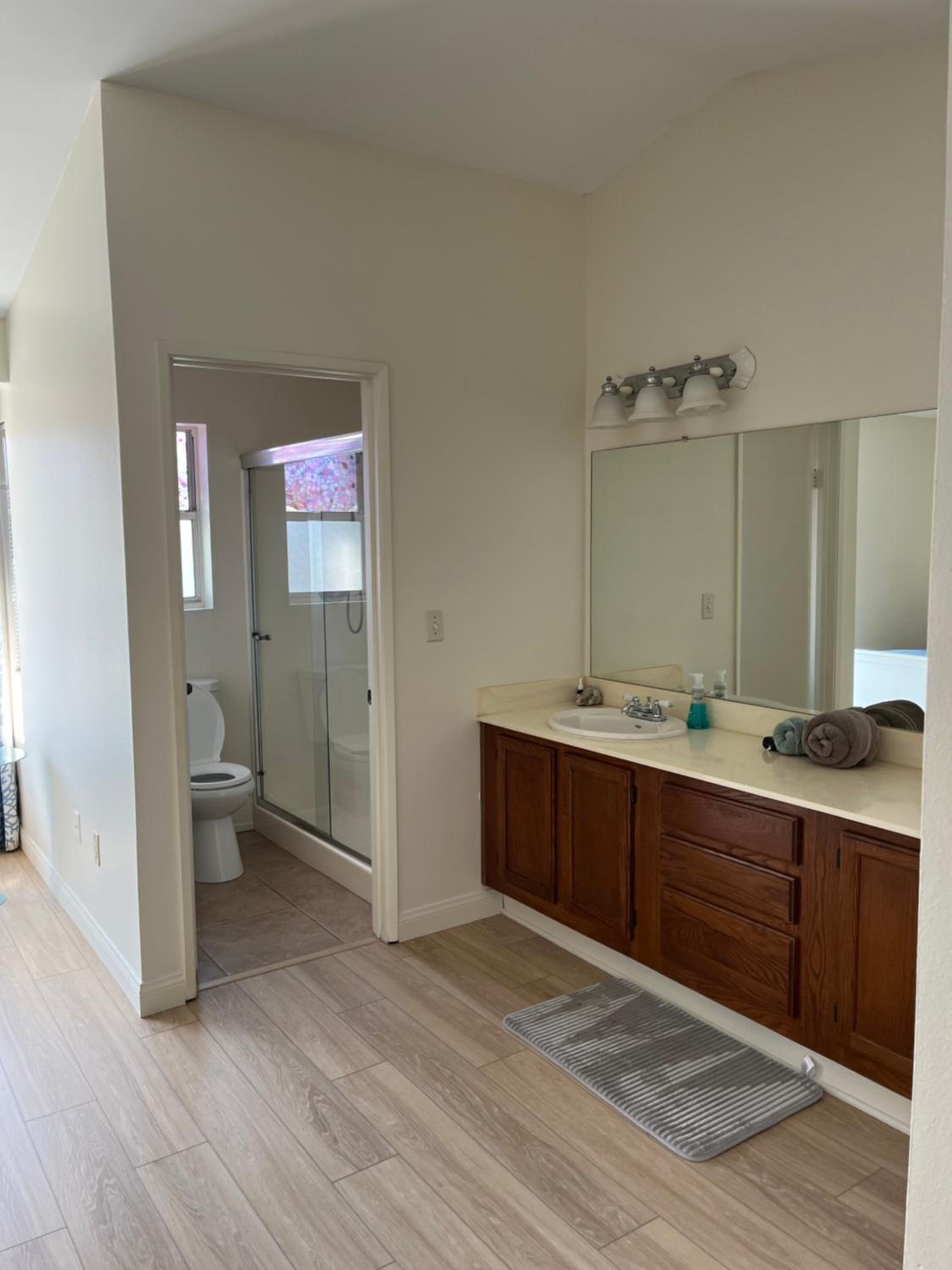 Deluxe Double Room With Shower photo 3