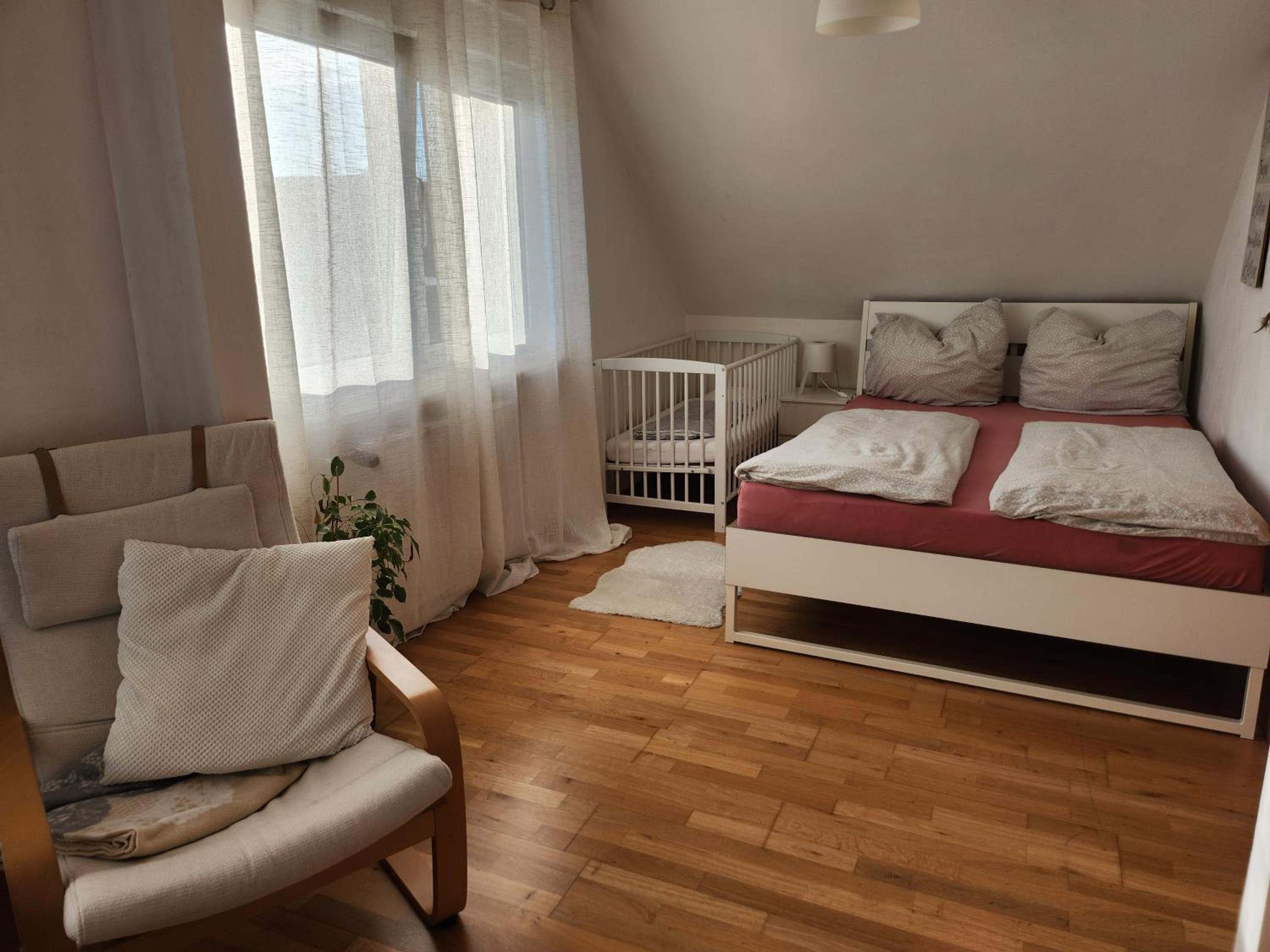 One-Bedroom Apartment photo 2