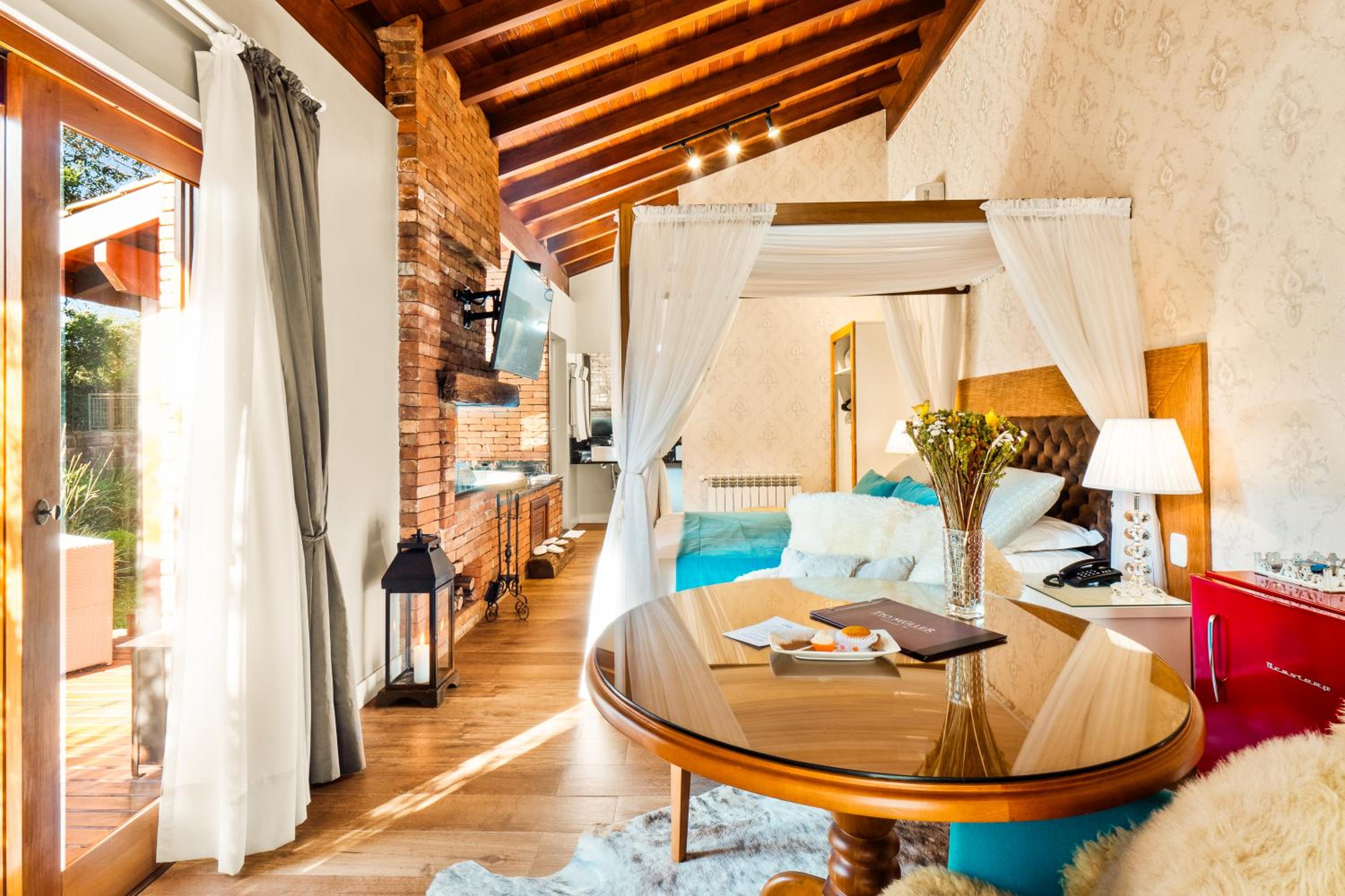 Superior Chalet