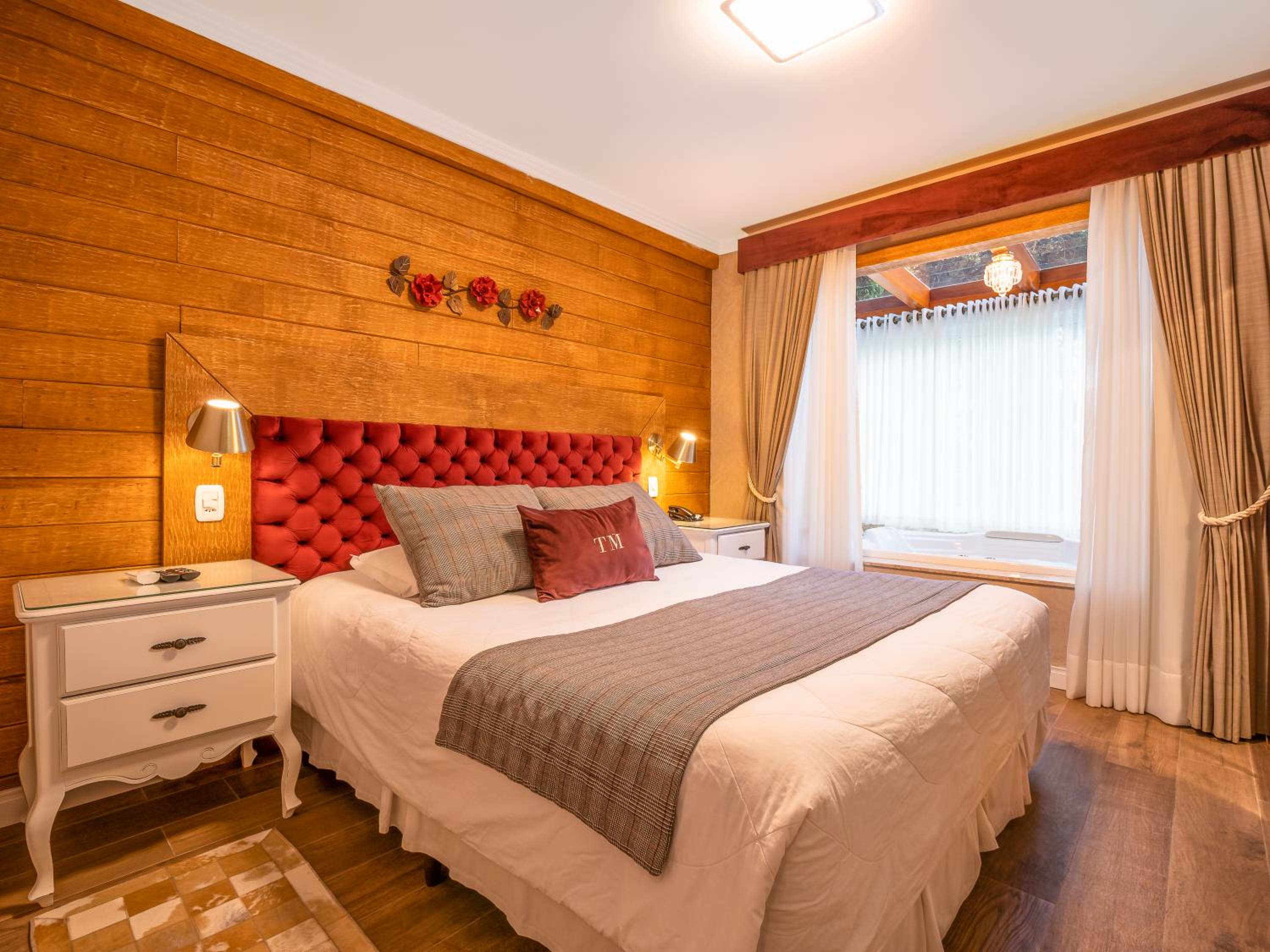 Superior Chalet