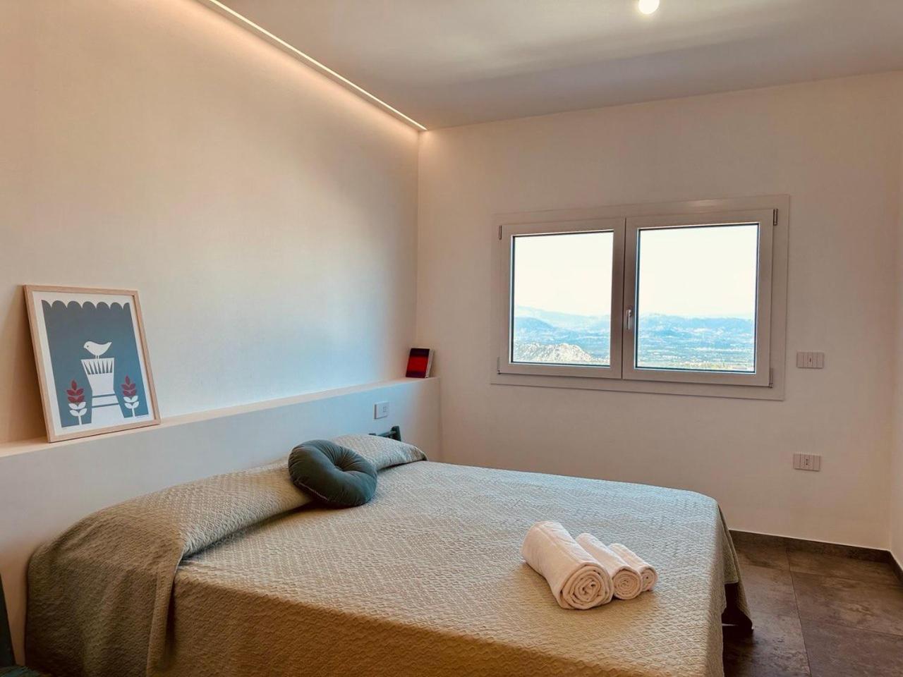 Three-Bedroom Deluxe Apartment