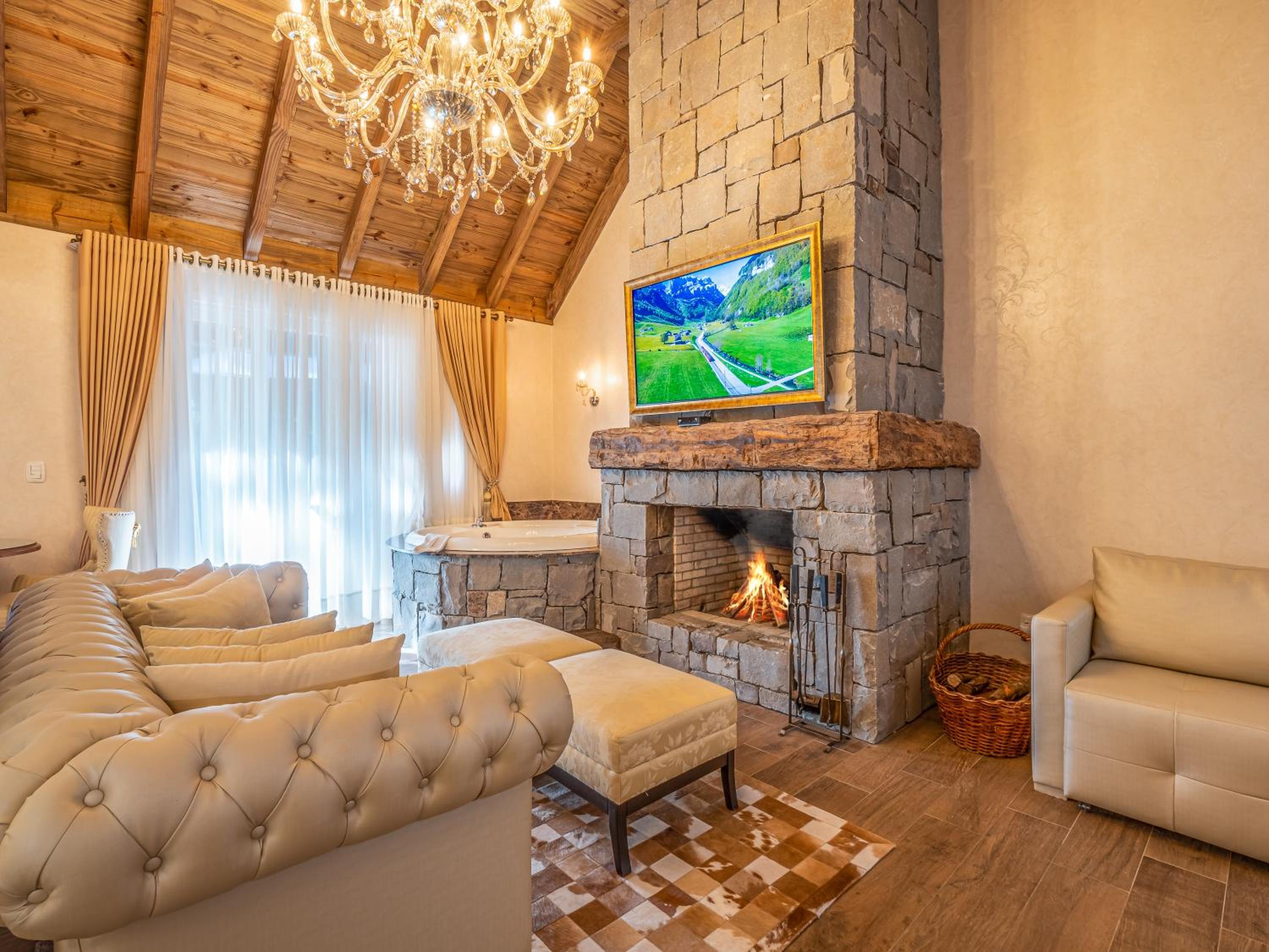 Superior Chalet