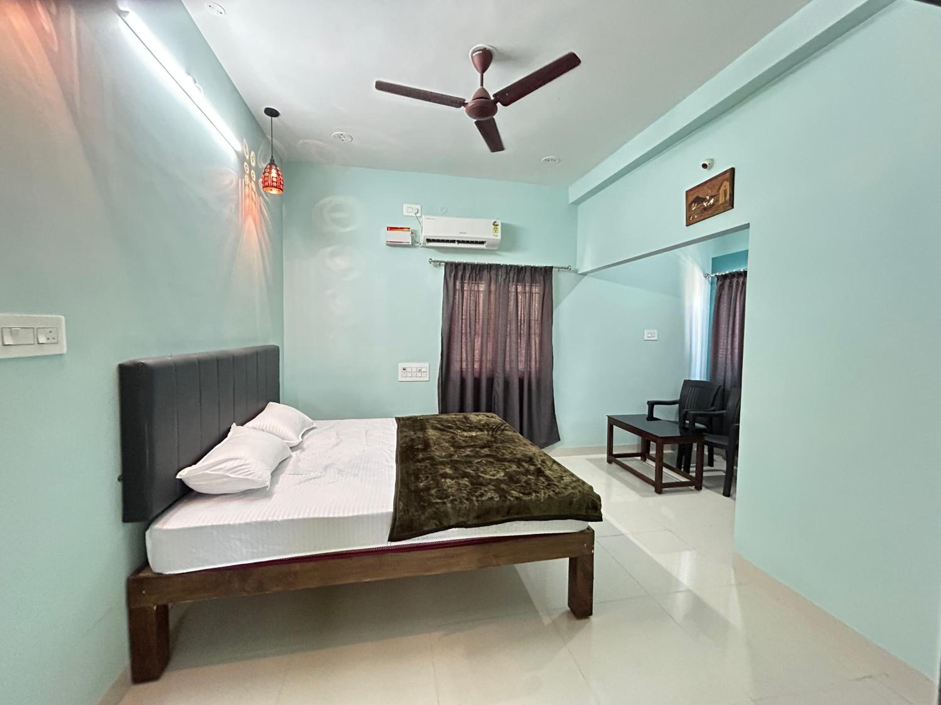 Two-Bedroom Apartment - Photo 1