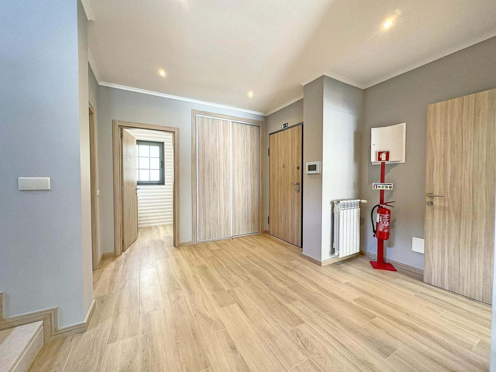 Three-Bedroom Villa photo 1