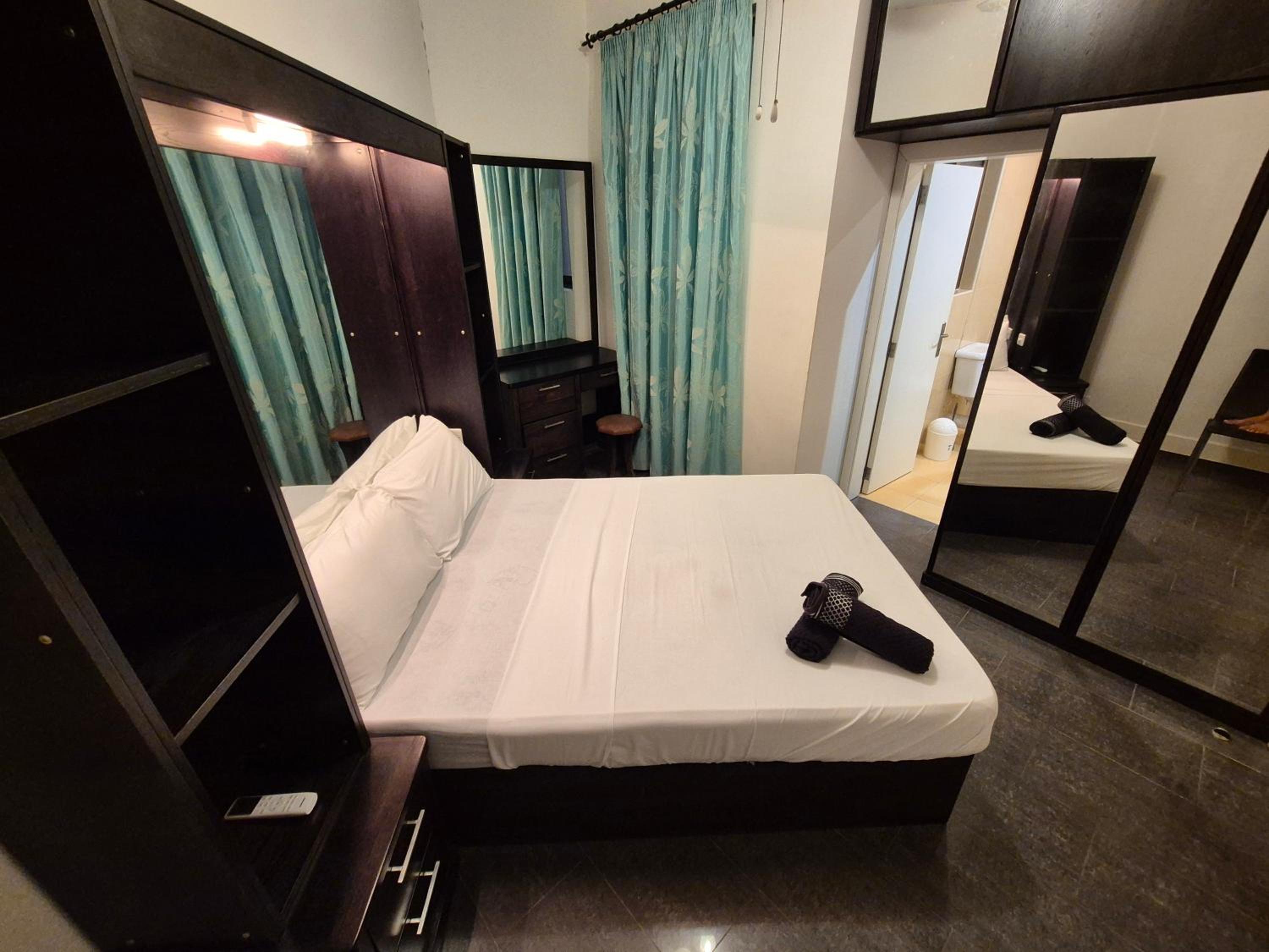 Double Room With Private Bathroom photo 2