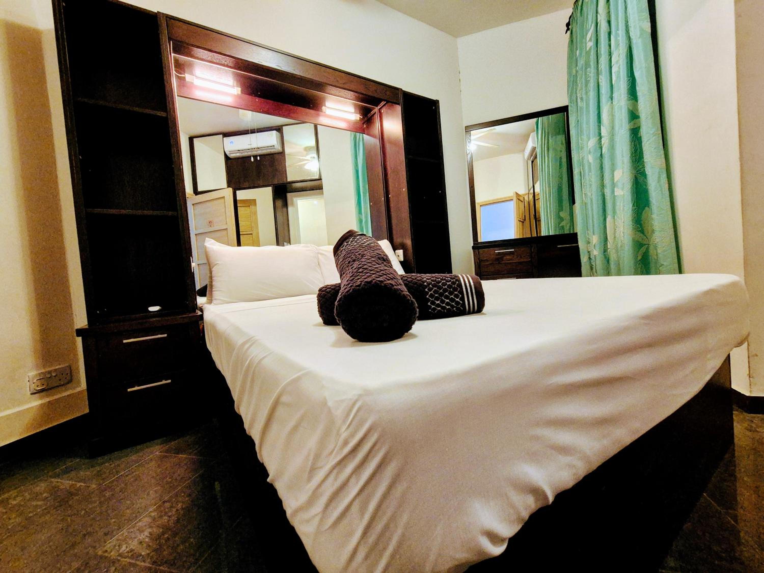 Double Room With Private Bathroom photo 1