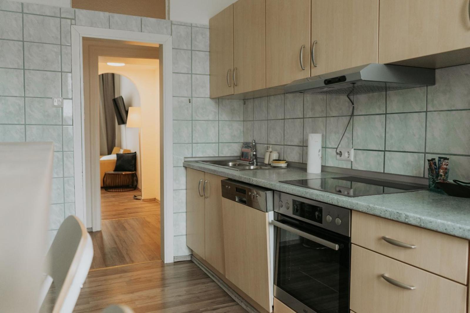 Studio Apartment with One Double Bed photo 3