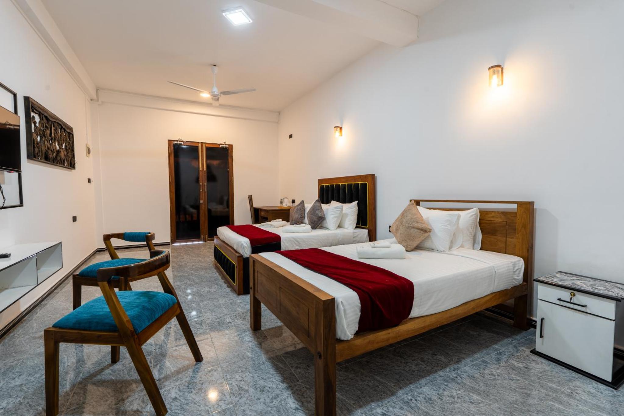 Triple Room with Bathroom photo 1