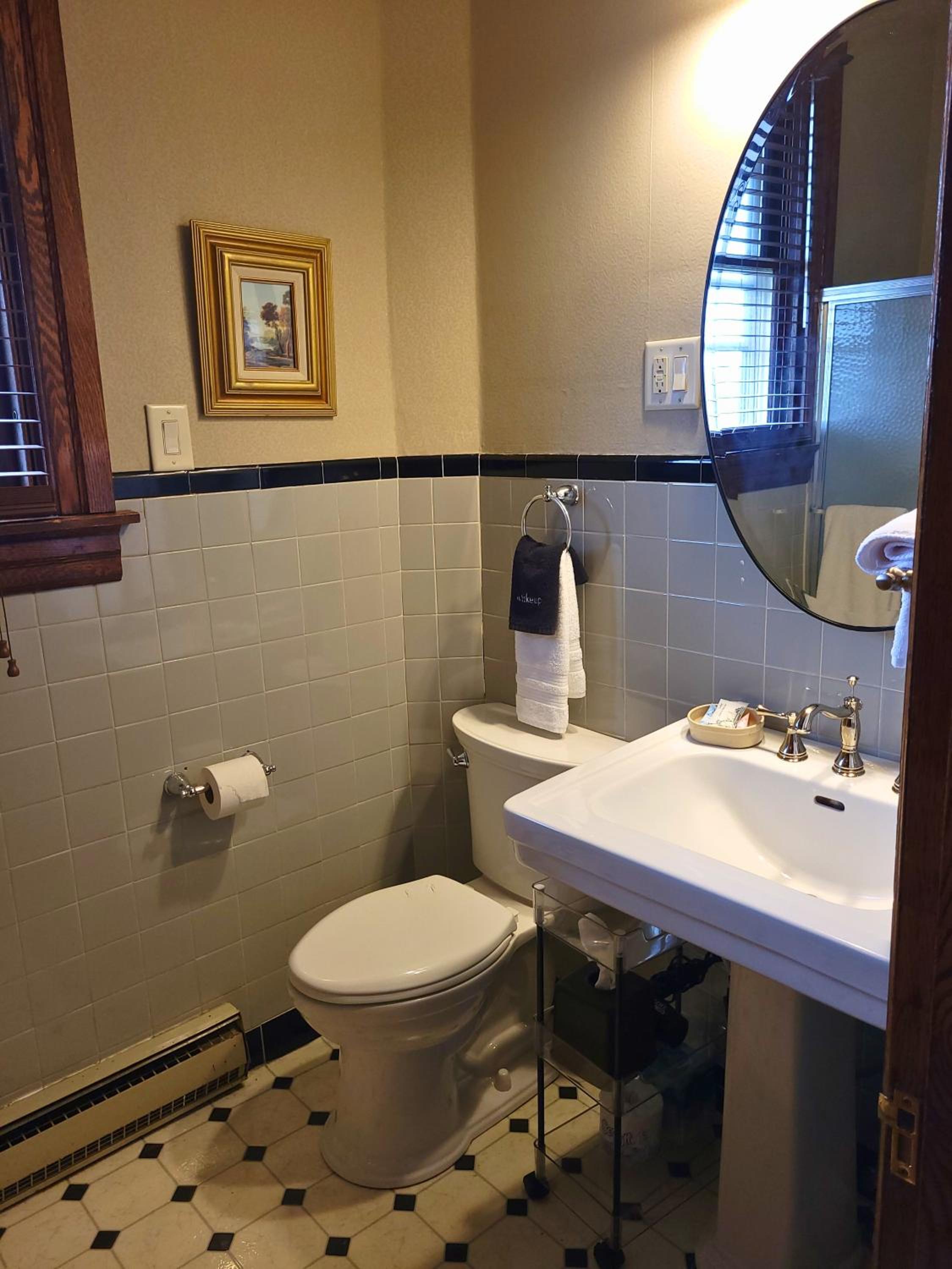 Queen Room - Photo 8