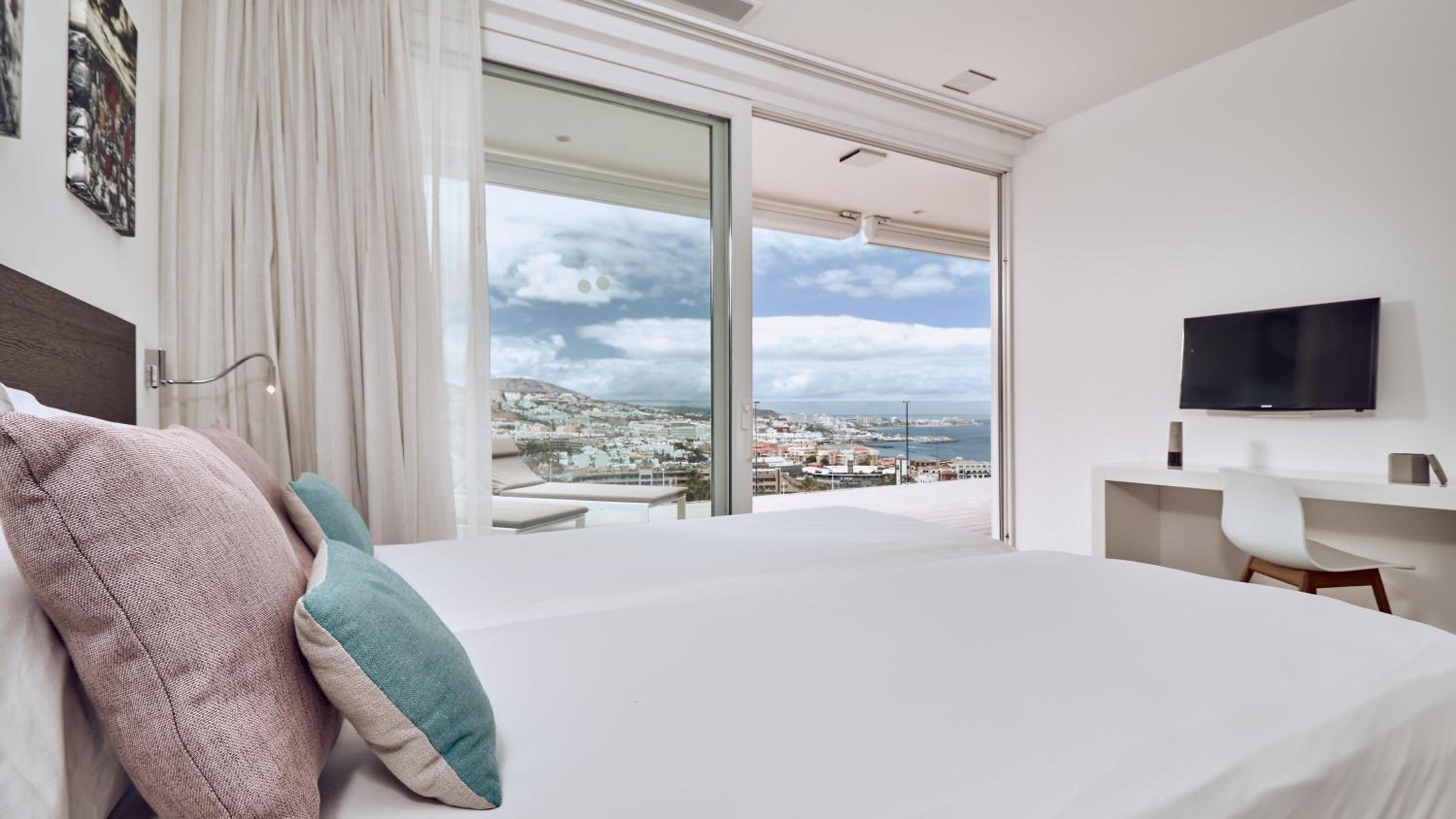 Serenity Essence 2 bedroom Suite extra large