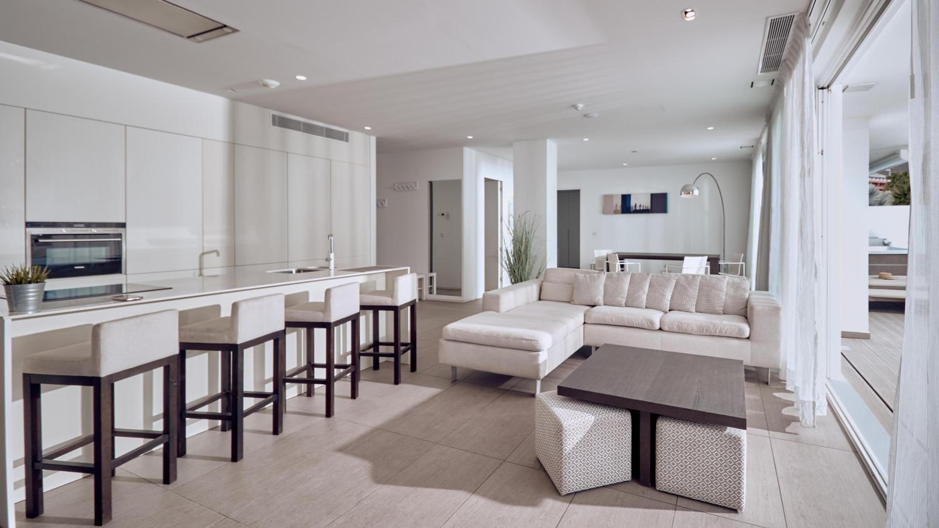 Infinity Mar 3 bedroom  Suite with private pool, hot tub and sea view
