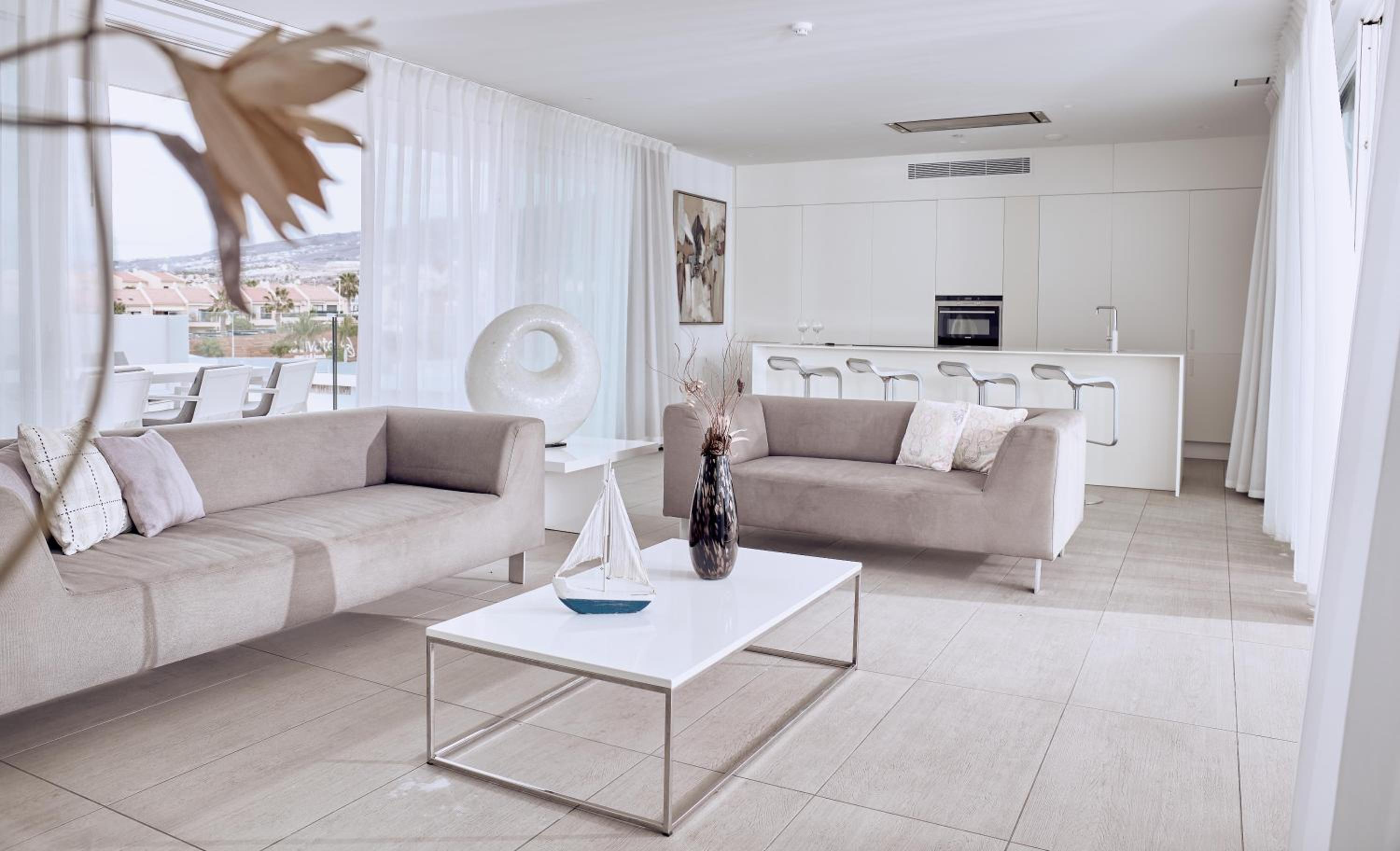 Serenity Allegra 2 bedroom Suite with hot tub and sea view