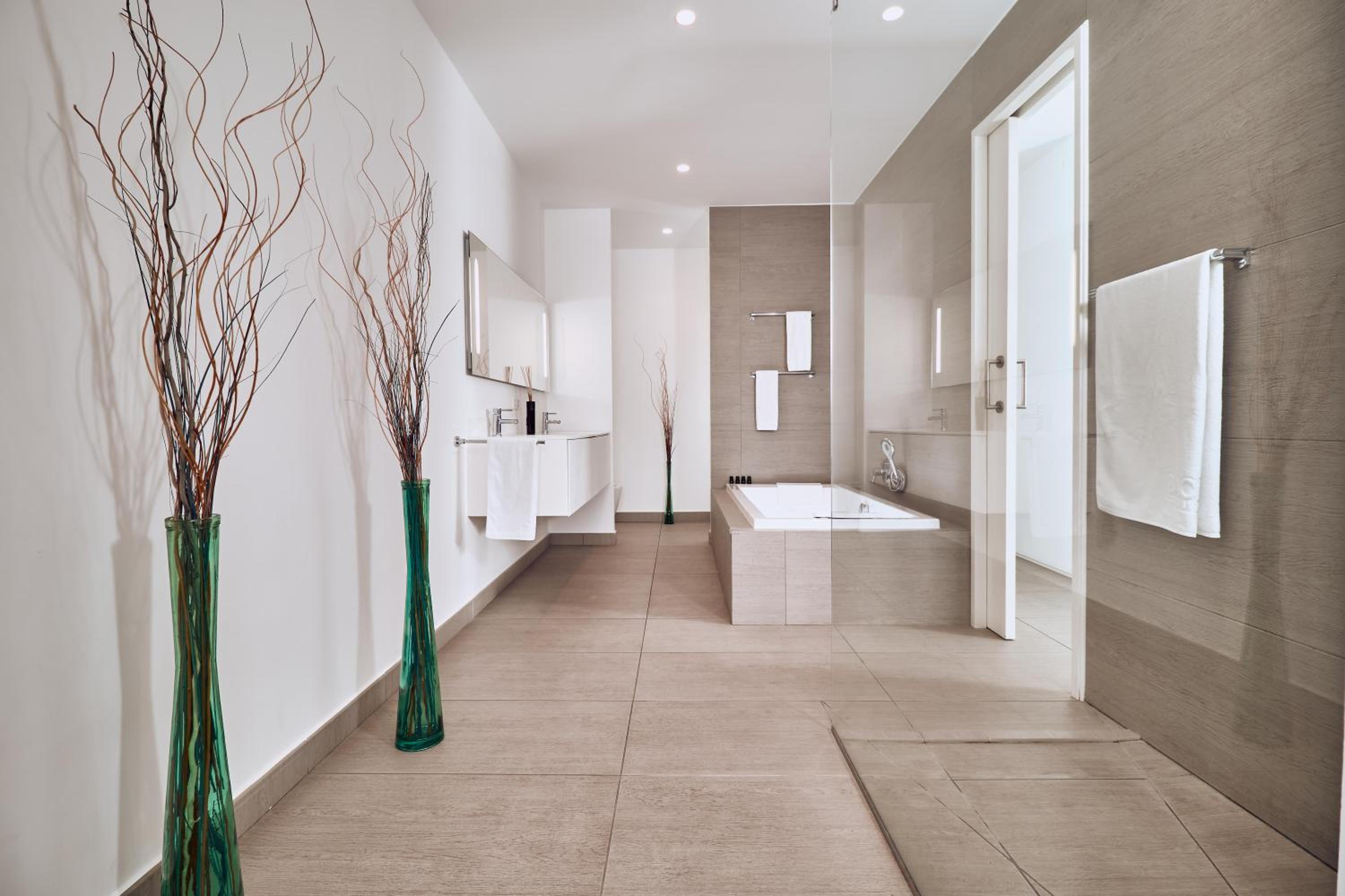 Divinity Rio 1 bedroom Suite with private pool and sea view thumbnail 5