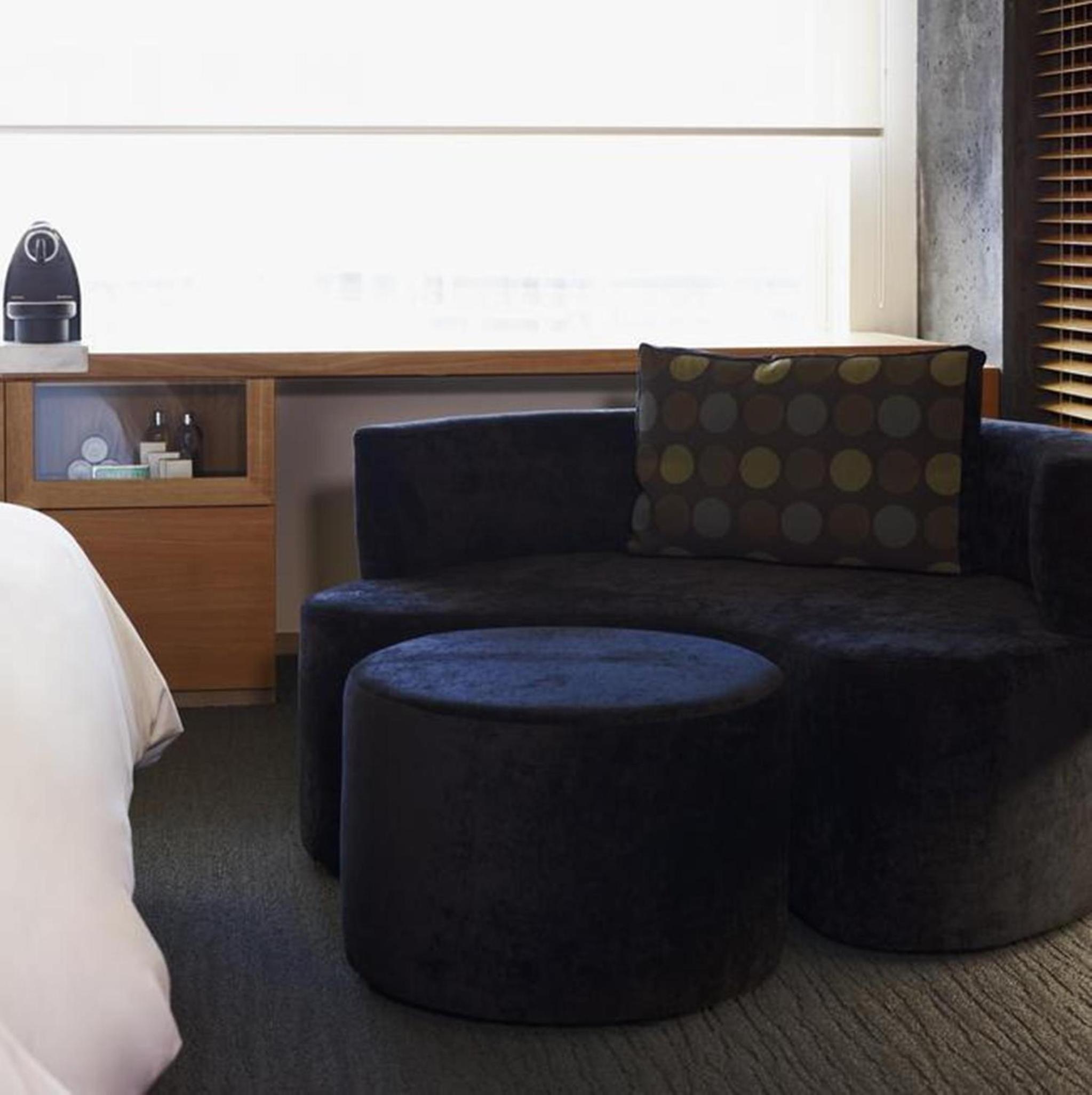 Luxury Queen Room with Two Queen Beds - Photo 2