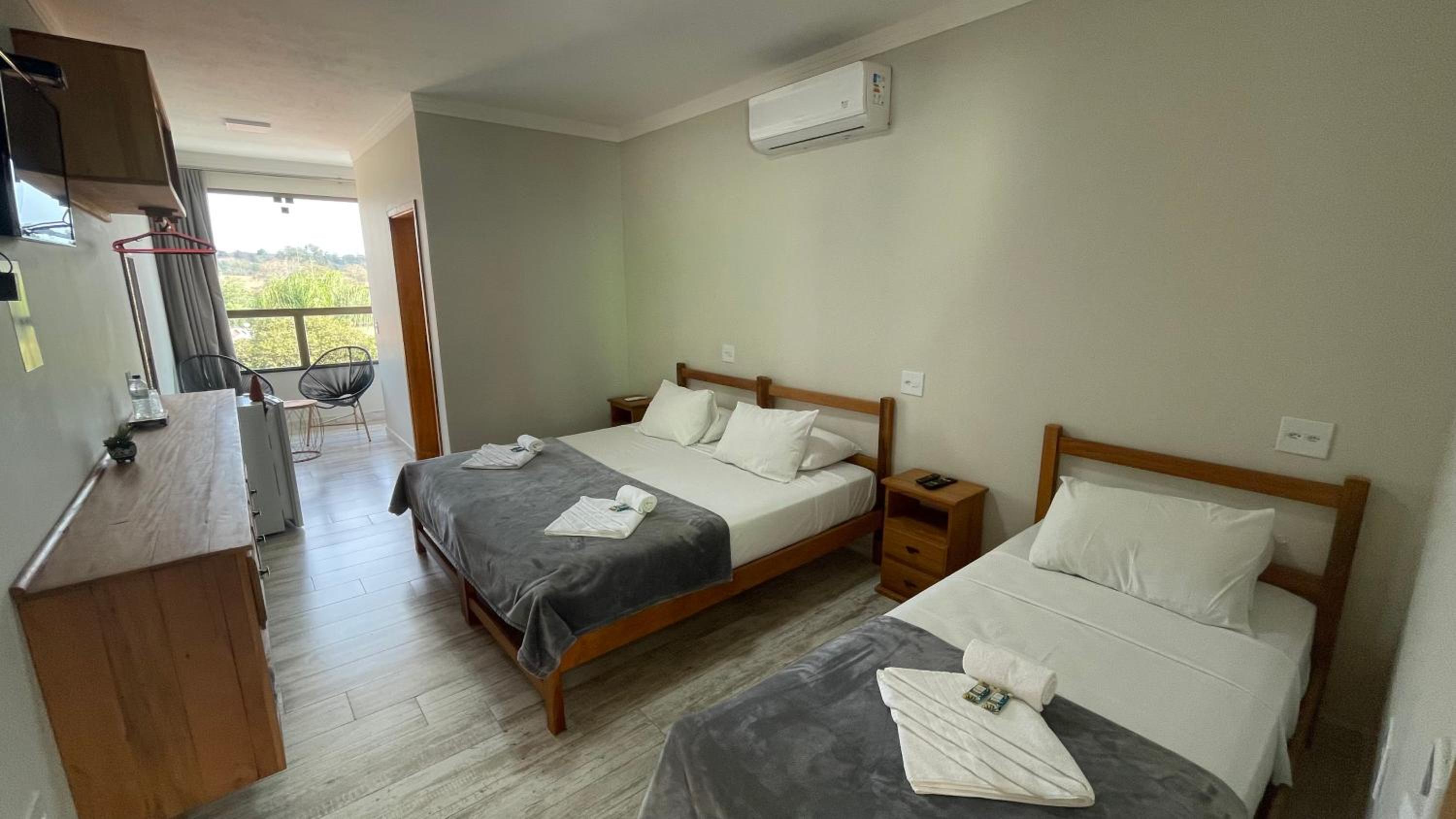 Triple Room with Mountain View